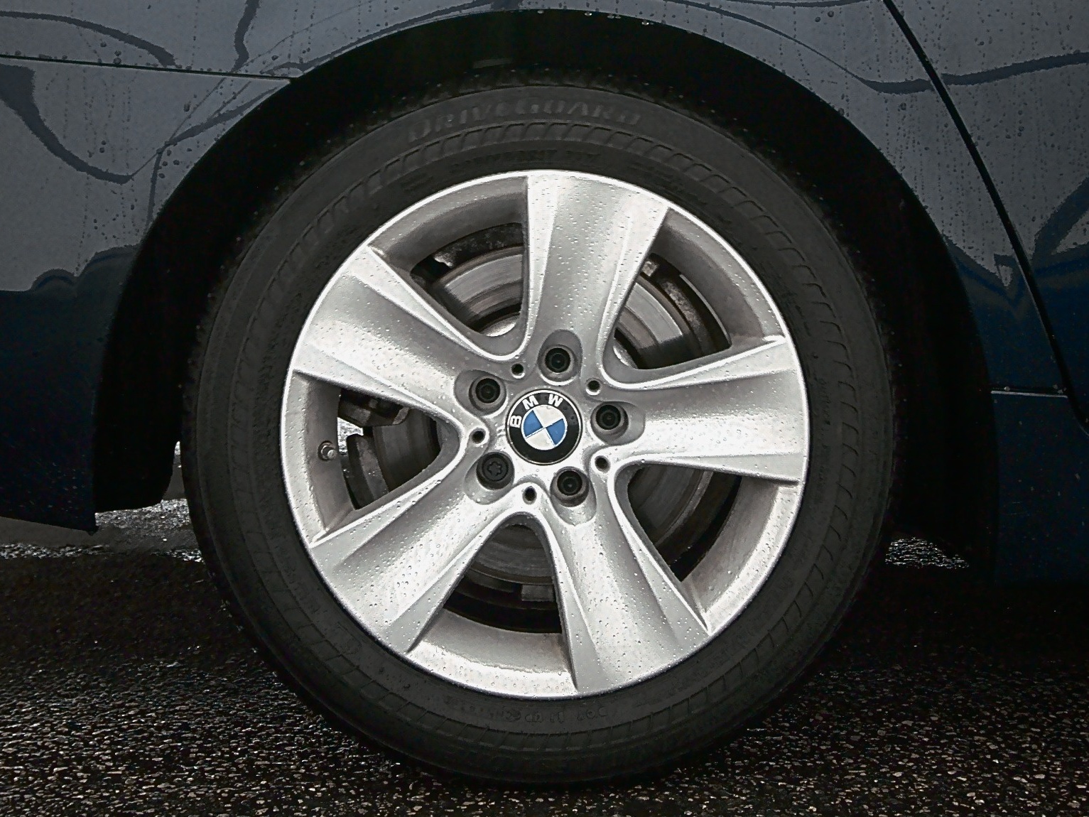 2011 BMW 5 Series 528i RWD