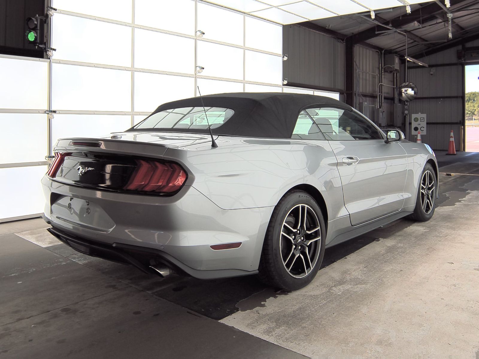 2021 Ford Mustang EcoBoost Premium RWD