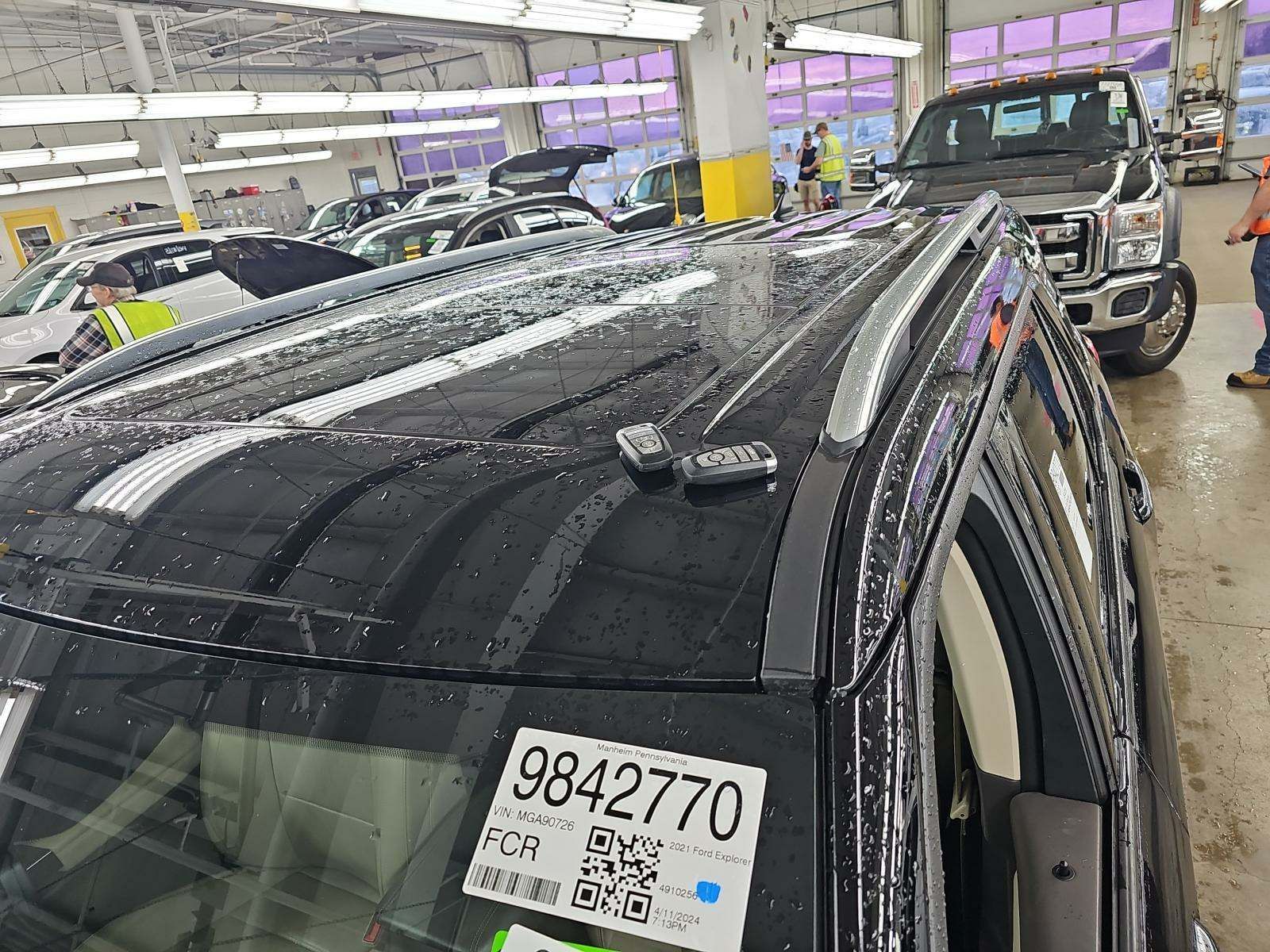 2021 Ford Explorer Platinum AWD