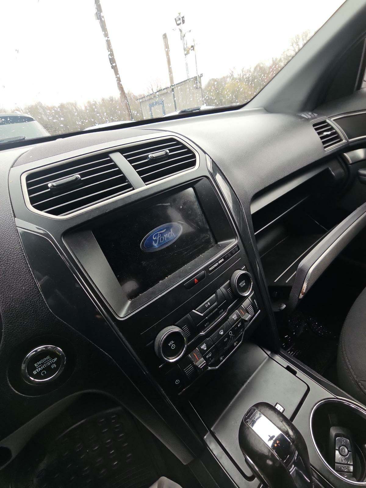 2019 Ford Explorer XLT AWD