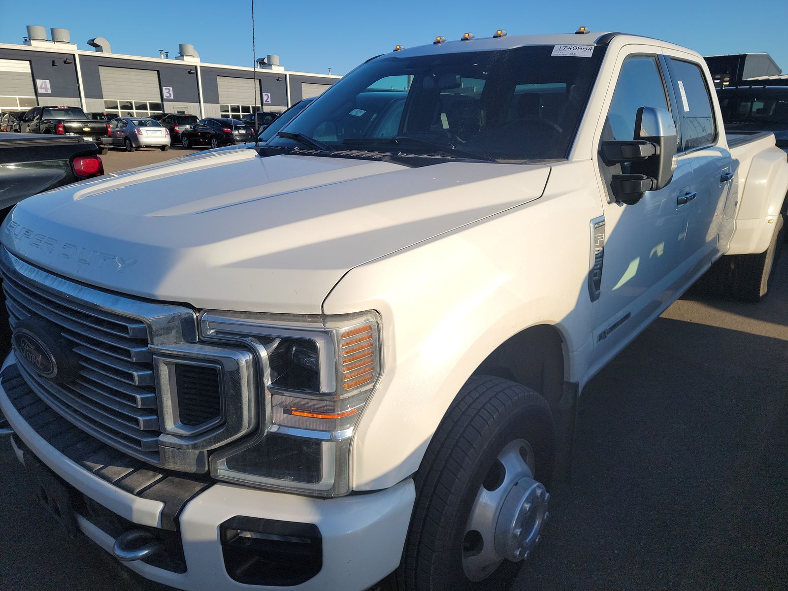 Used 2022 Ford F-350 Platinum with VIN 1FT8W3DT9NEG07712 for sale in Minneapolis, Minnesota