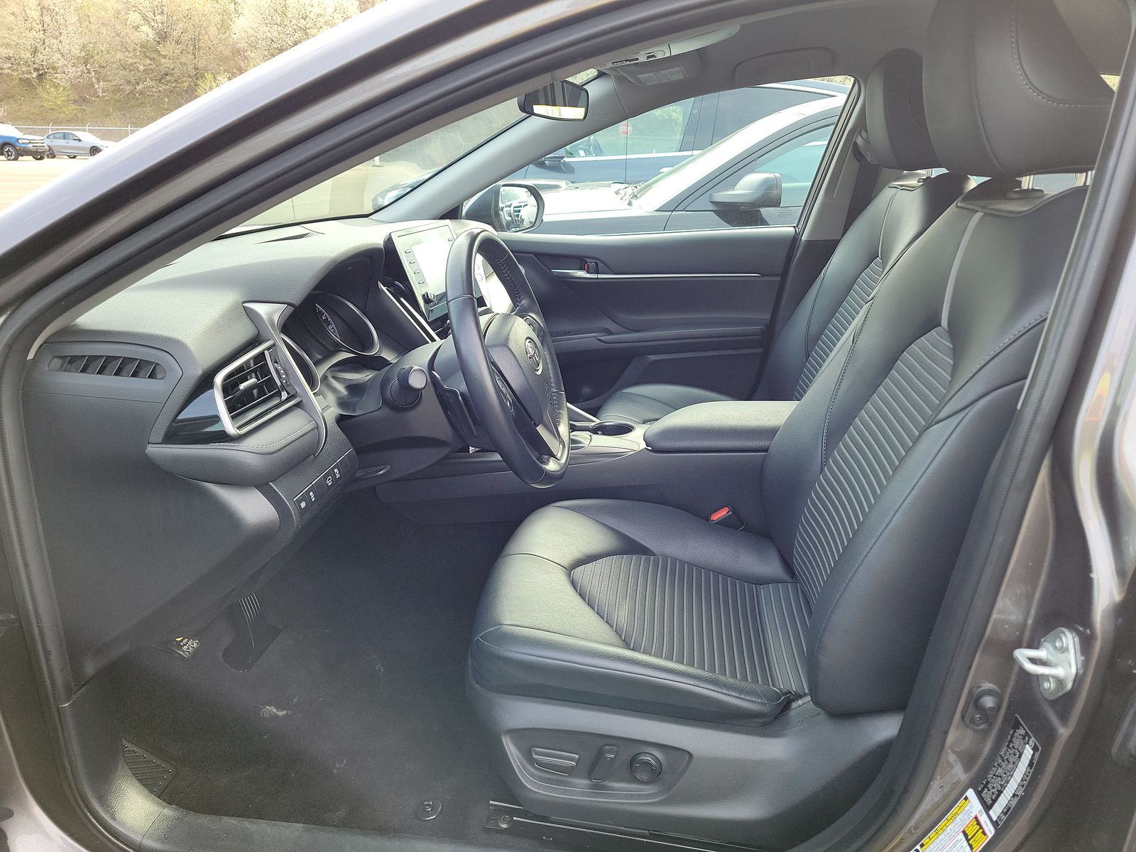 2021 Toyota Camry SE FWD