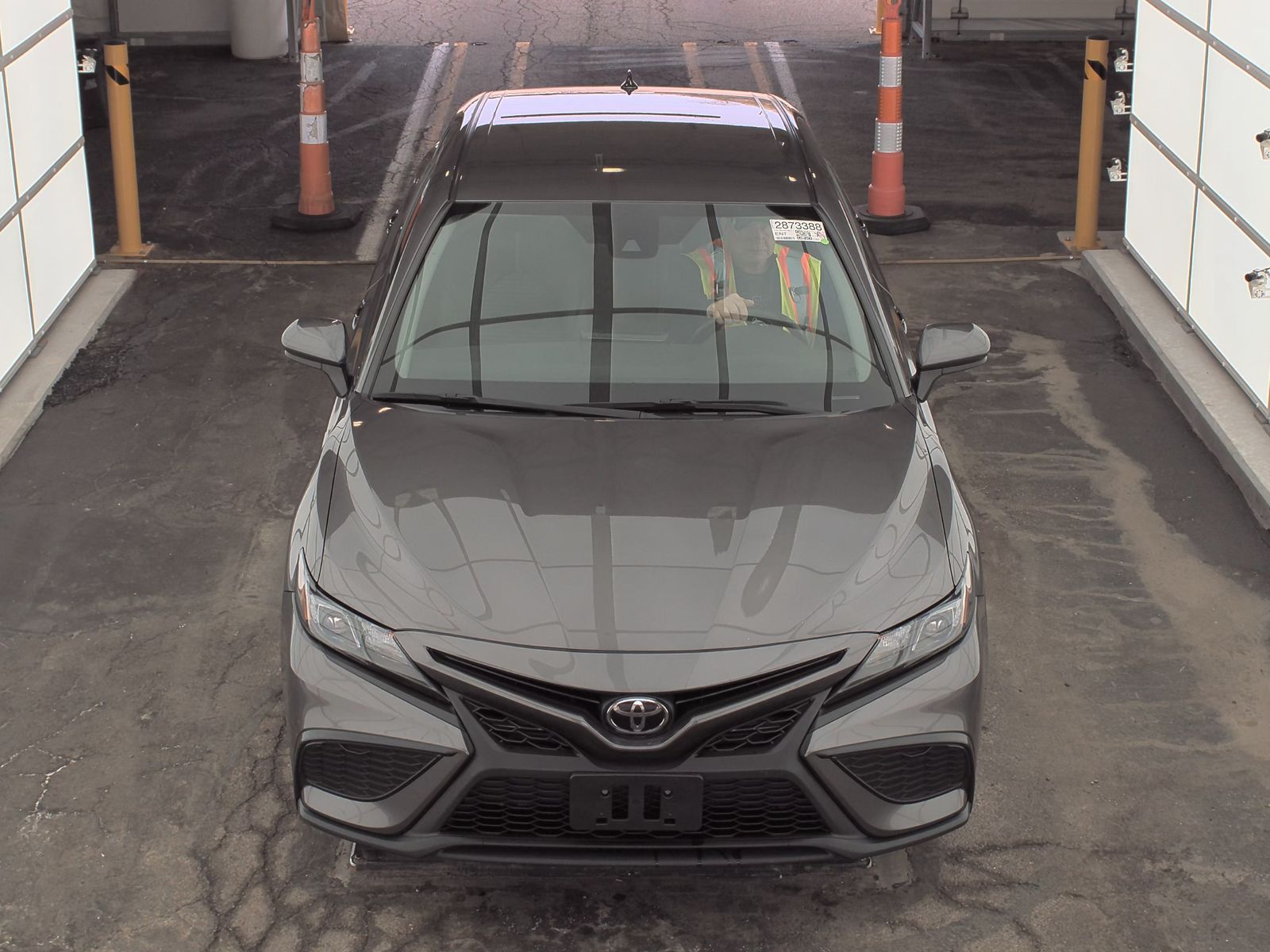 2021 Toyota Camry SE FWD