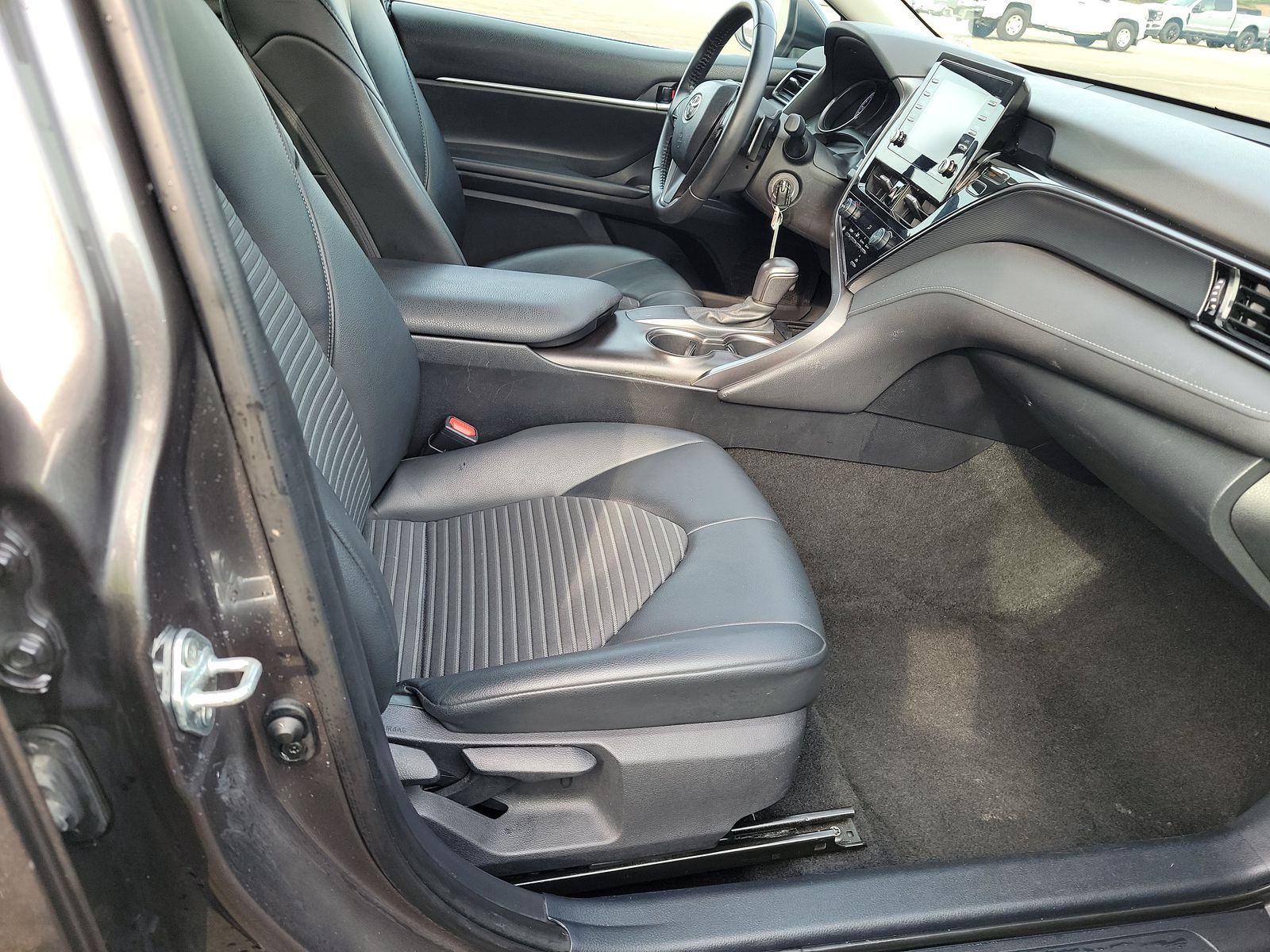 2021 Toyota Camry SE FWD