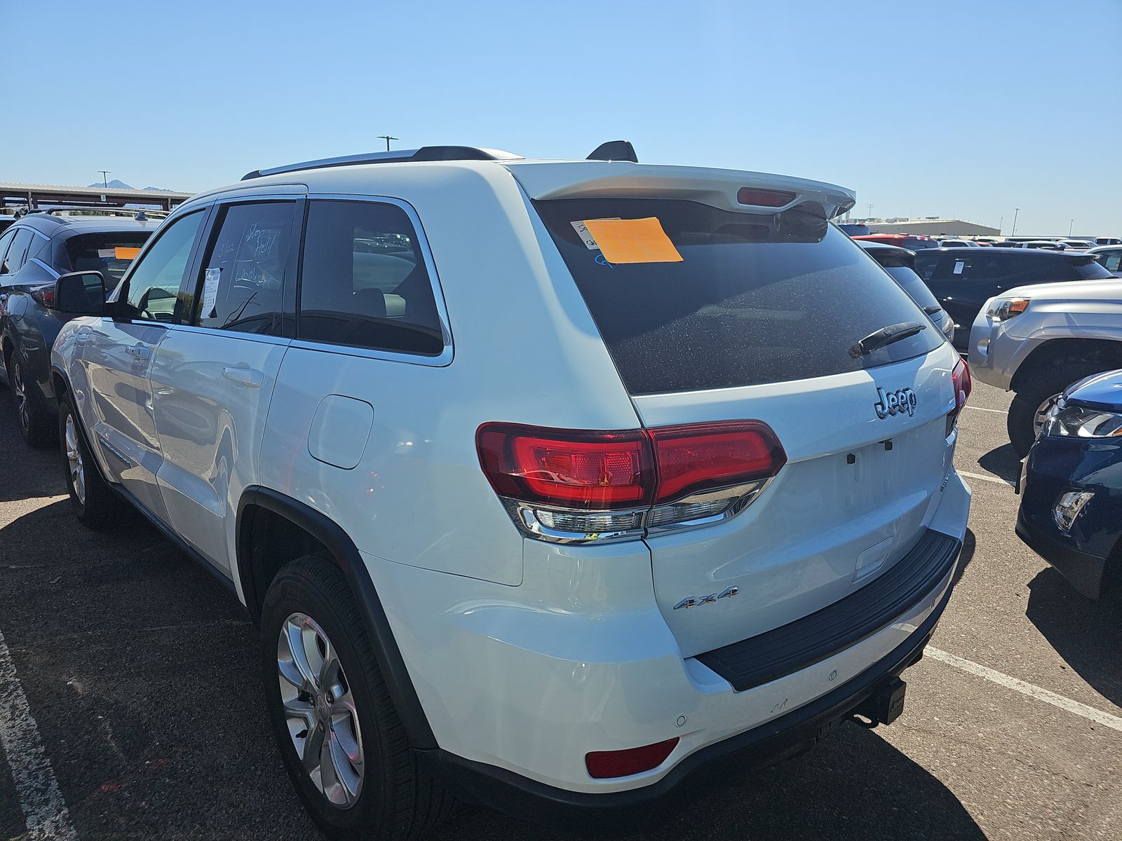 2021 Jeep Grand Cherokee Laredo X AWD