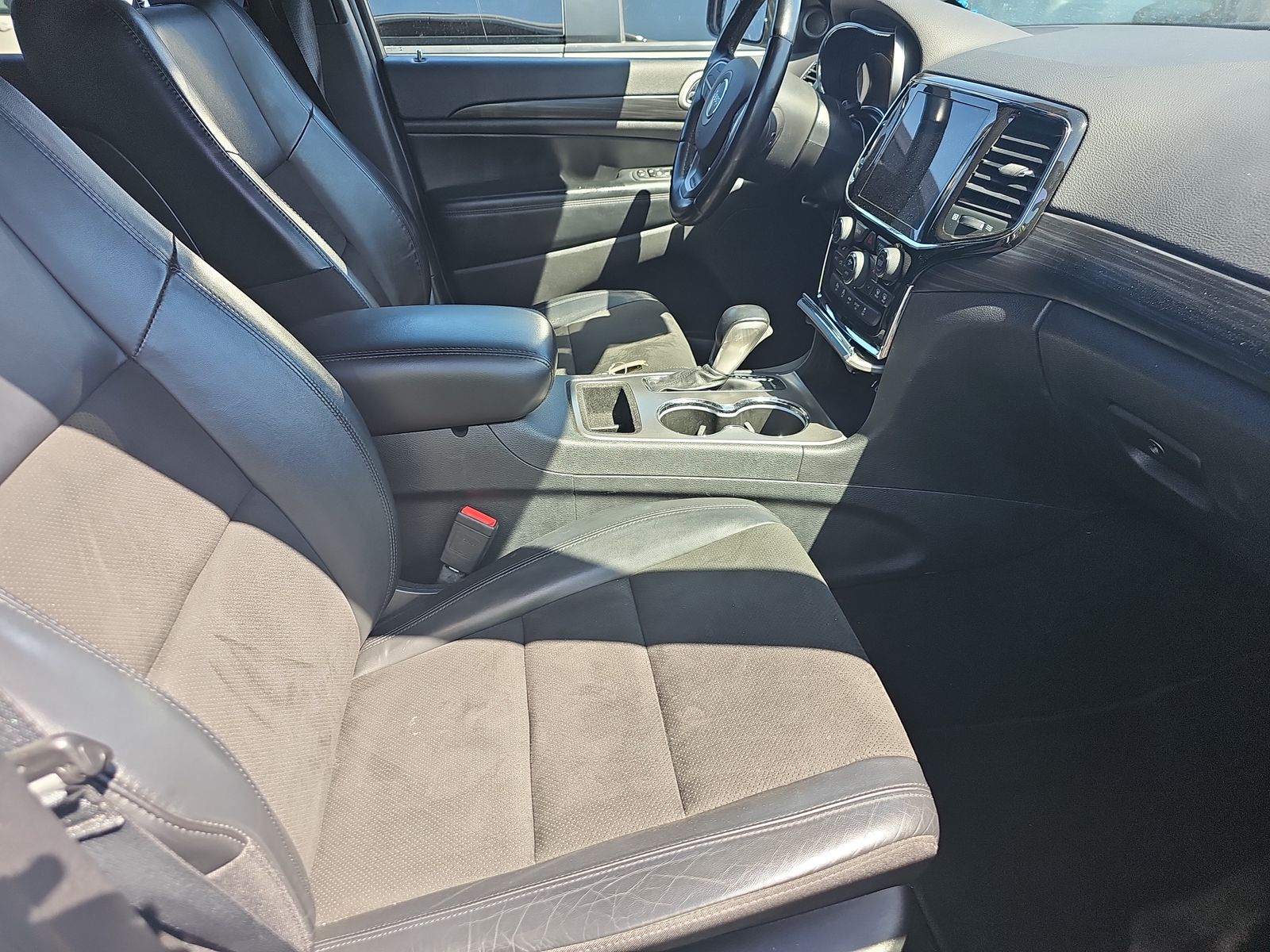 2021 Jeep Grand Cherokee Laredo X AWD