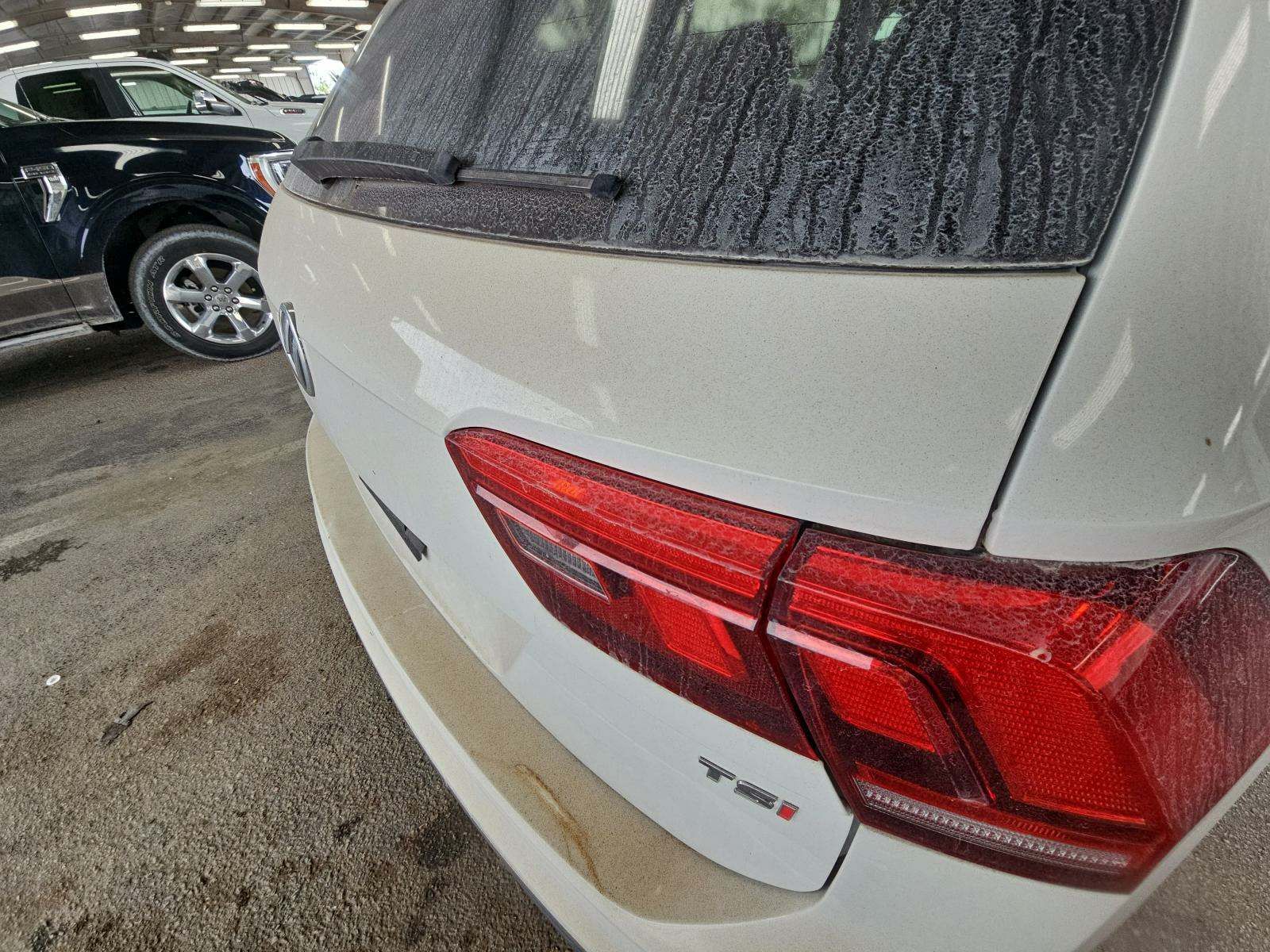 2018 Volkswagen Tiguan 2.0T SE FWD