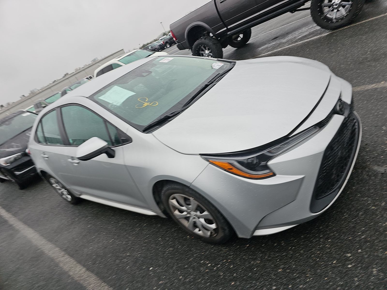 2021 Toyota Corolla LE FWD