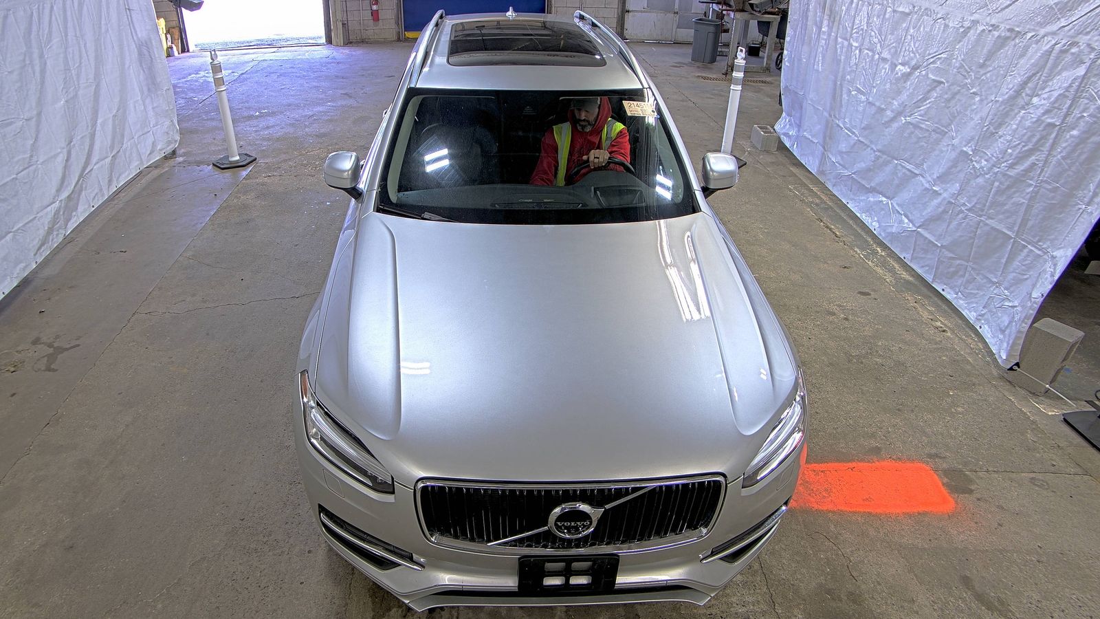 2016 Volvo XC90 T6 Momentum AWD