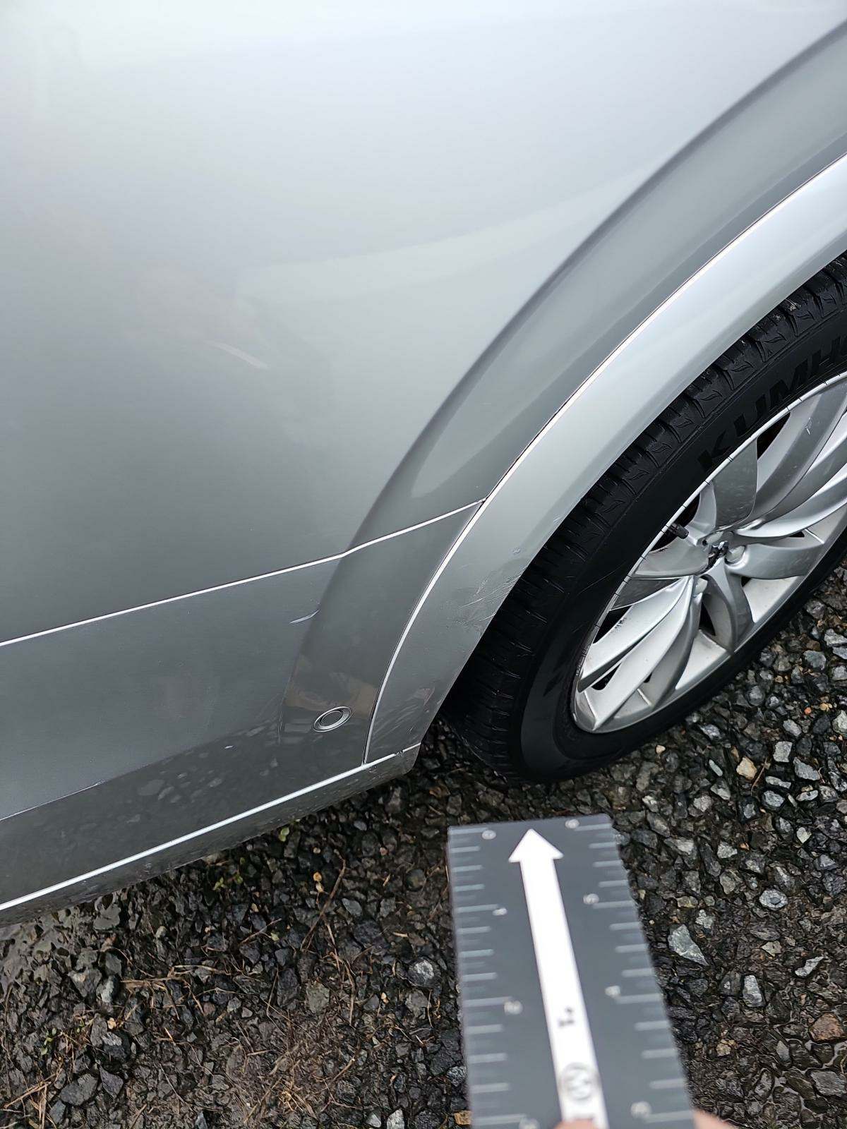 2016 Volvo XC90 T6 Momentum AWD