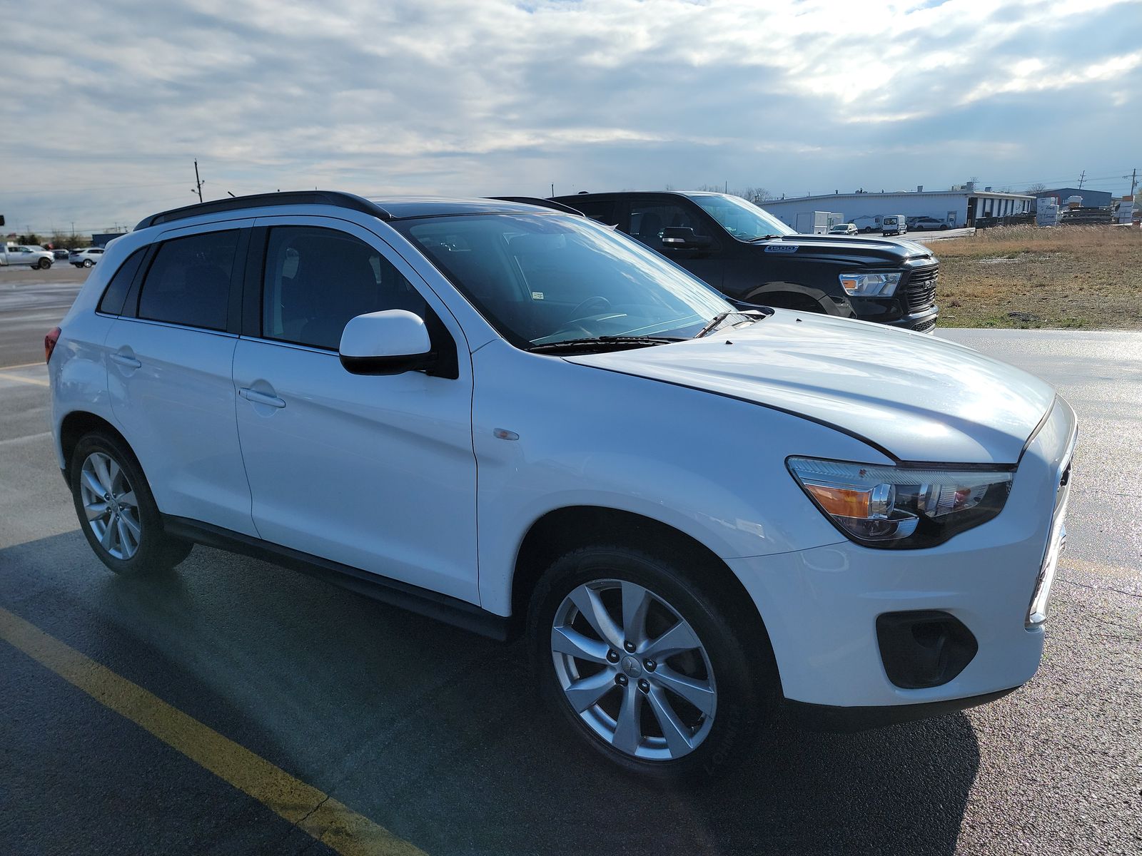 2013 Mitsubishi Outlander Sport SE FWD