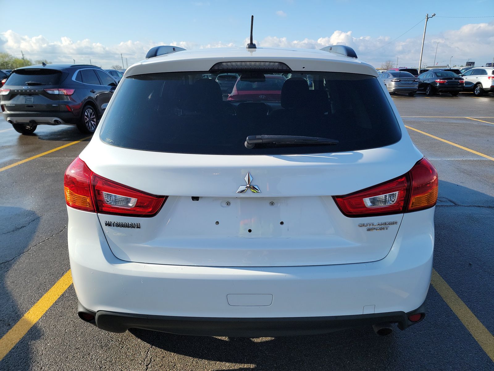 2013 Mitsubishi Outlander Sport SE FWD