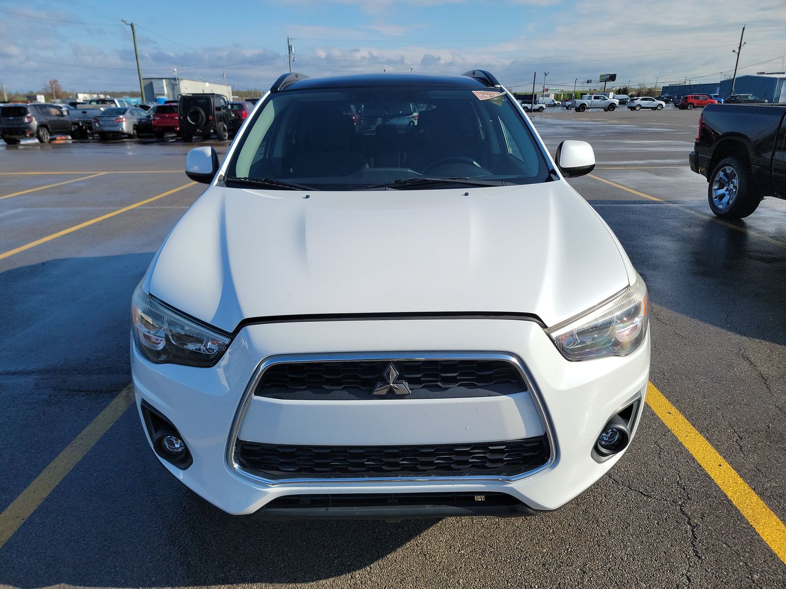 2013 Mitsubishi Outlander Sport SE FWD