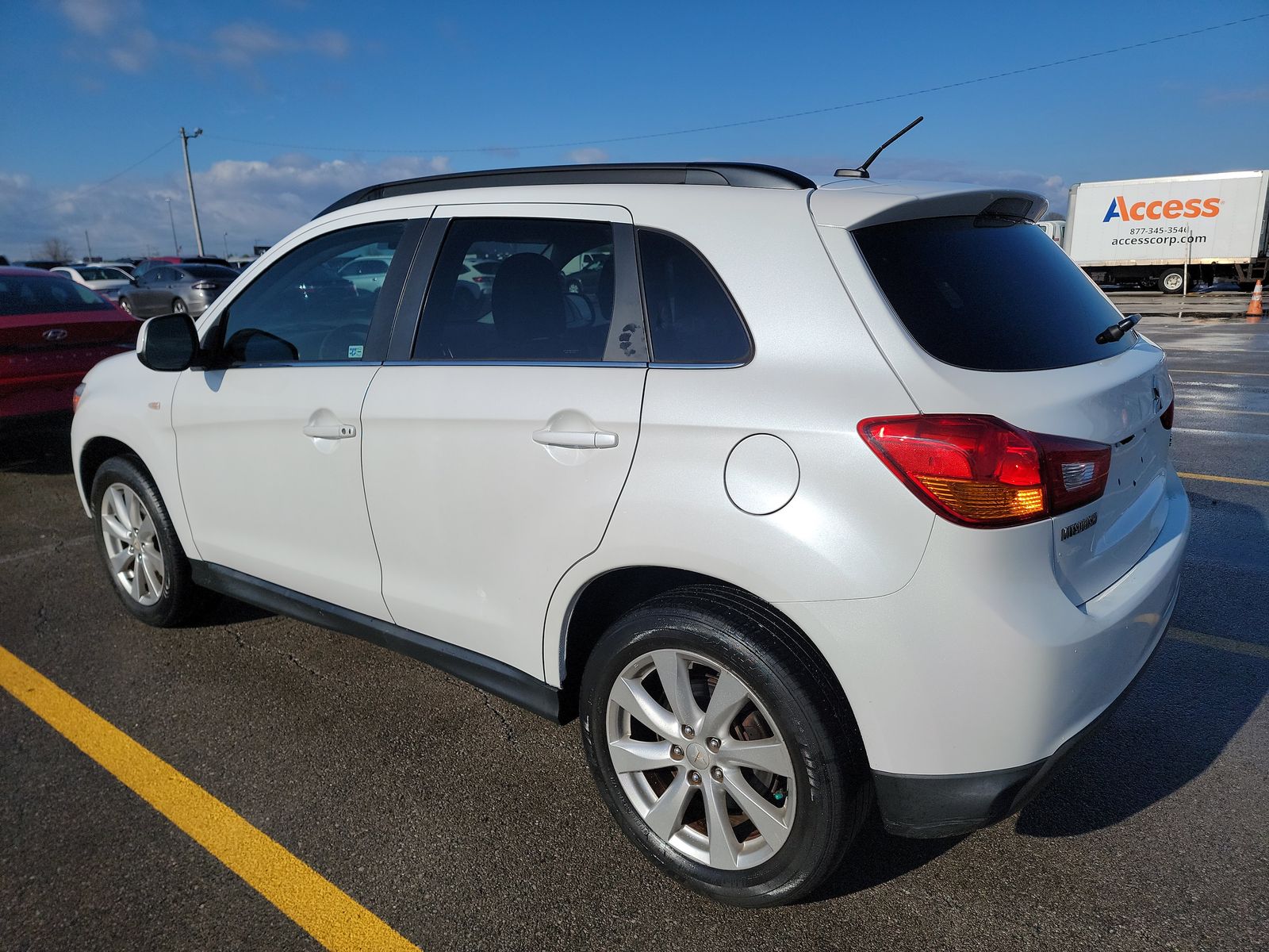 2013 Mitsubishi Outlander Sport SE FWD