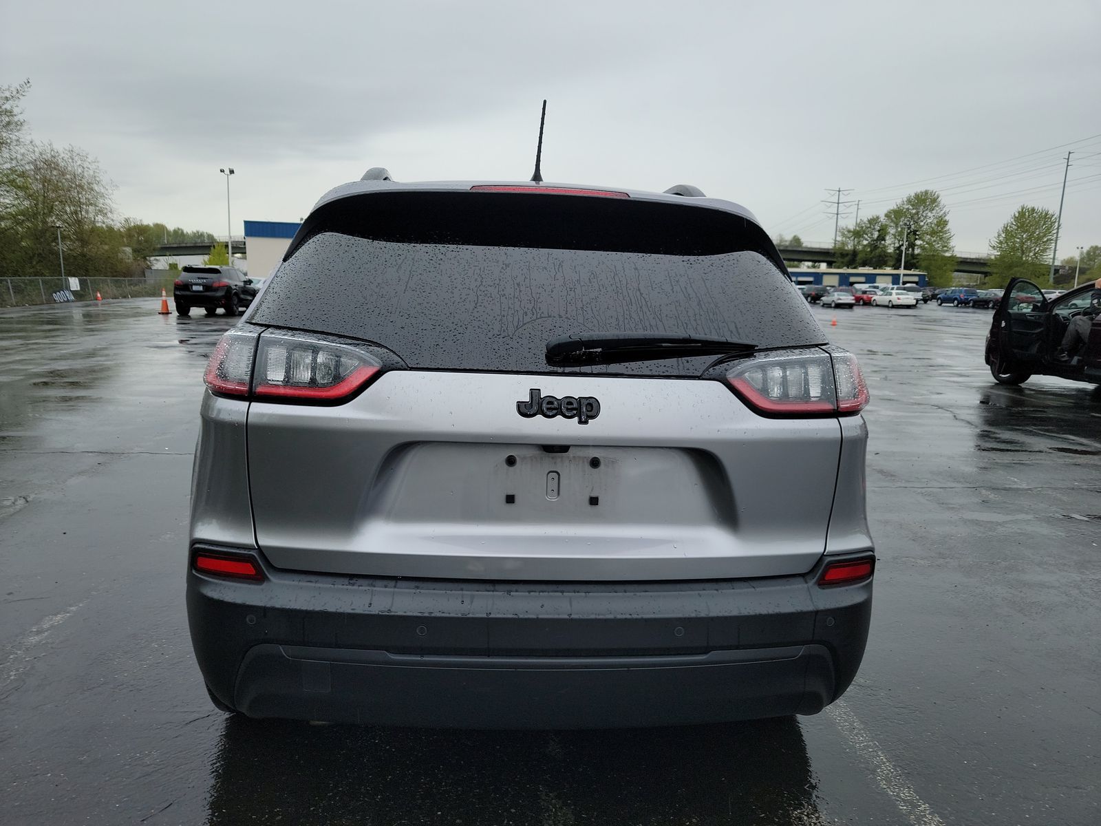 2021 Jeep Cherokee Latitude Altitude Edition FWD