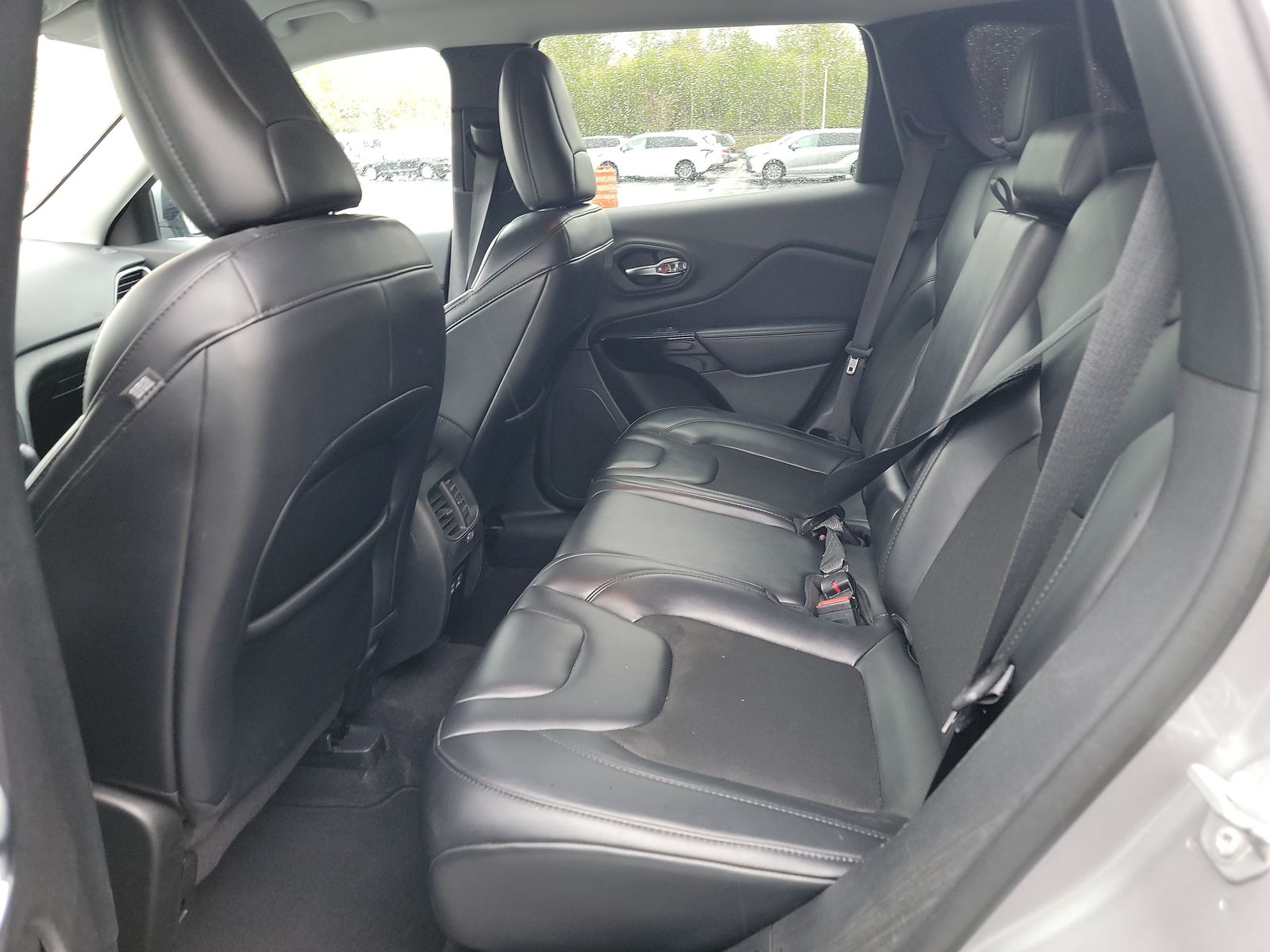 2021 Jeep Cherokee Latitude Altitude Edition FWD
