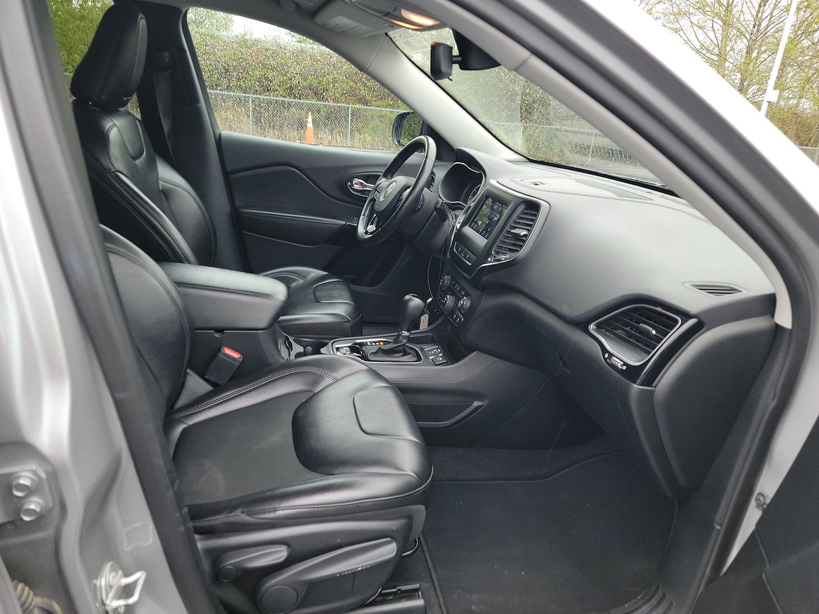 2021 Jeep Cherokee Latitude Altitude Edition FWD