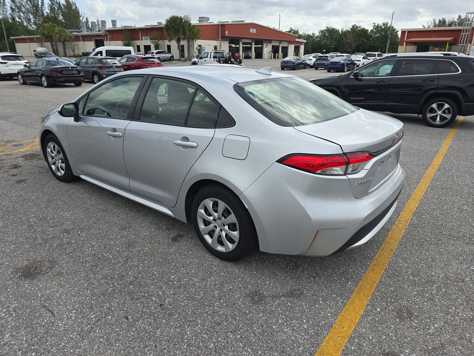 2021 Toyota Corolla LE FWD