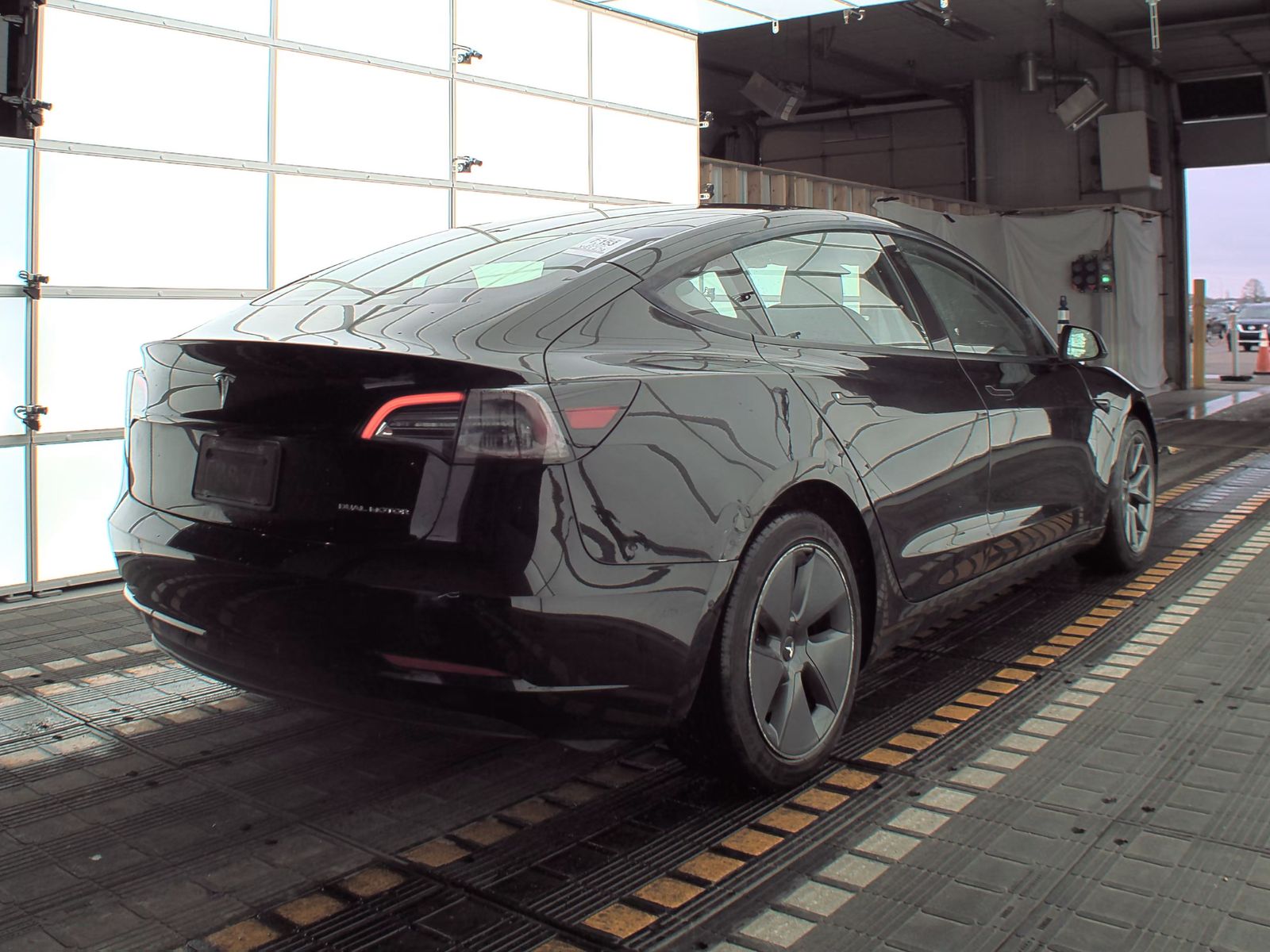 2022 Tesla Model 3 Long Range AWD