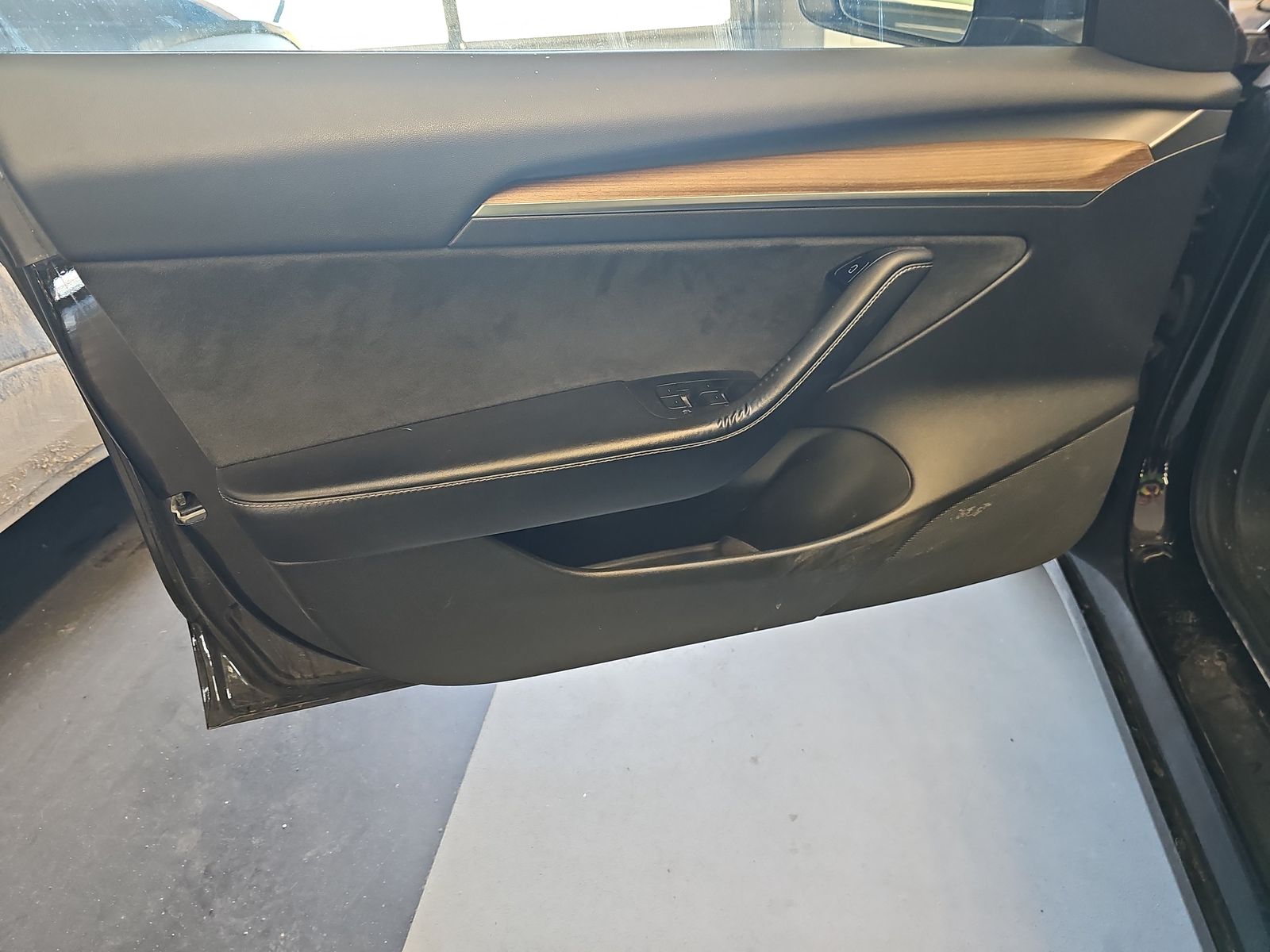 2022 Tesla Model 3 Long Range AWD