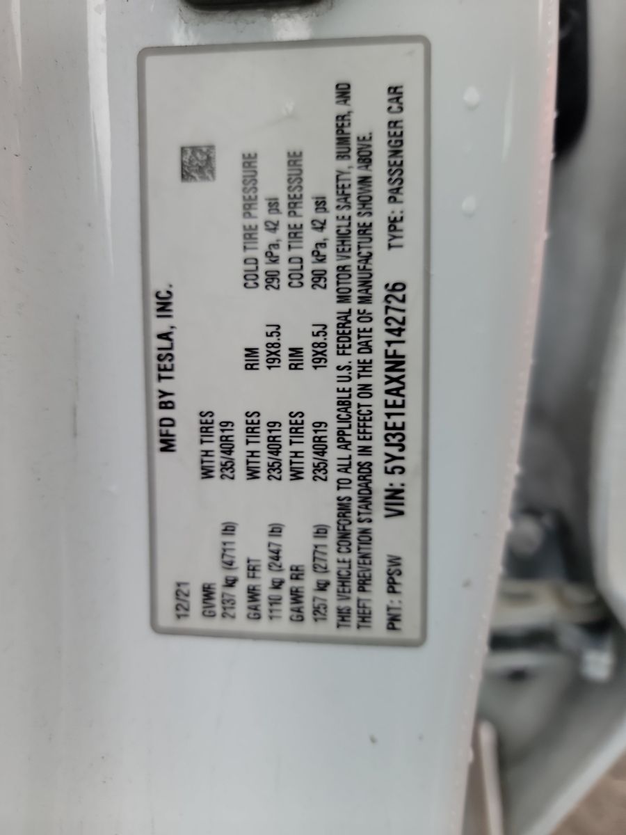 2022 Tesla Model 3 Standard Range RWD