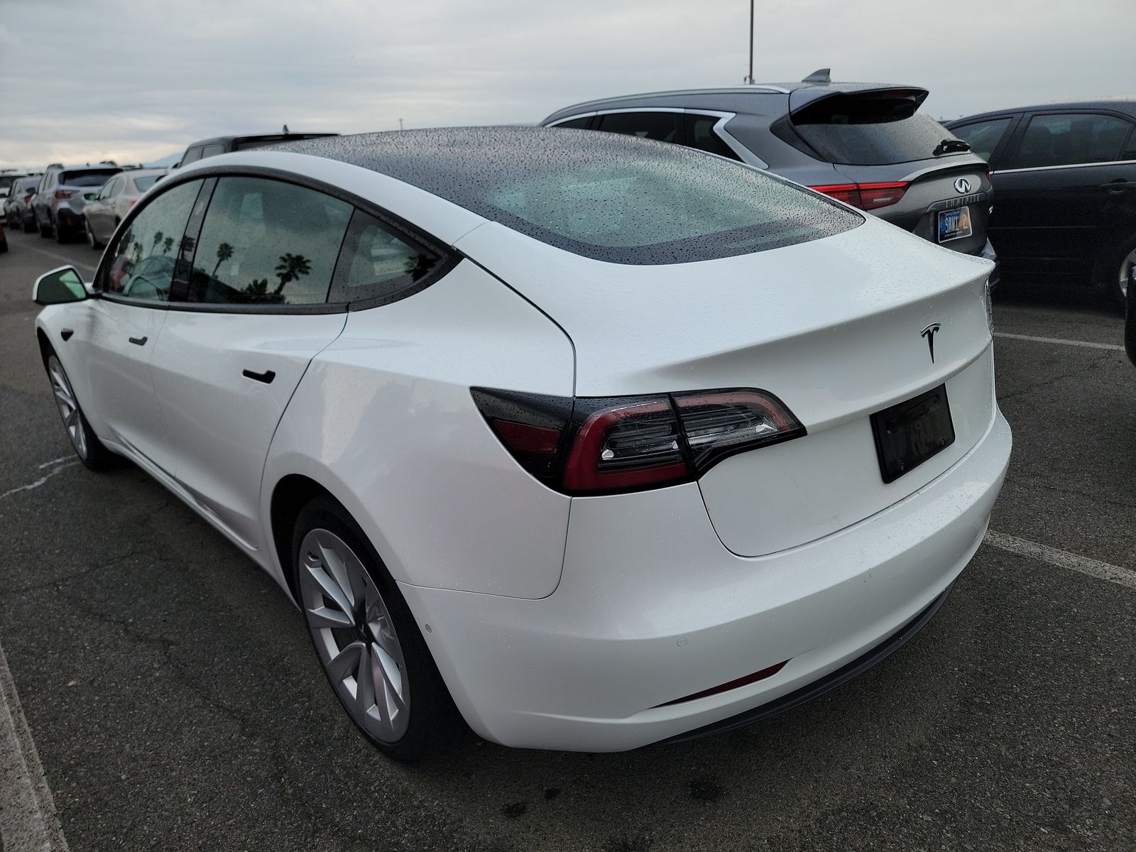 2022 Tesla Model 3 Standard Range RWD