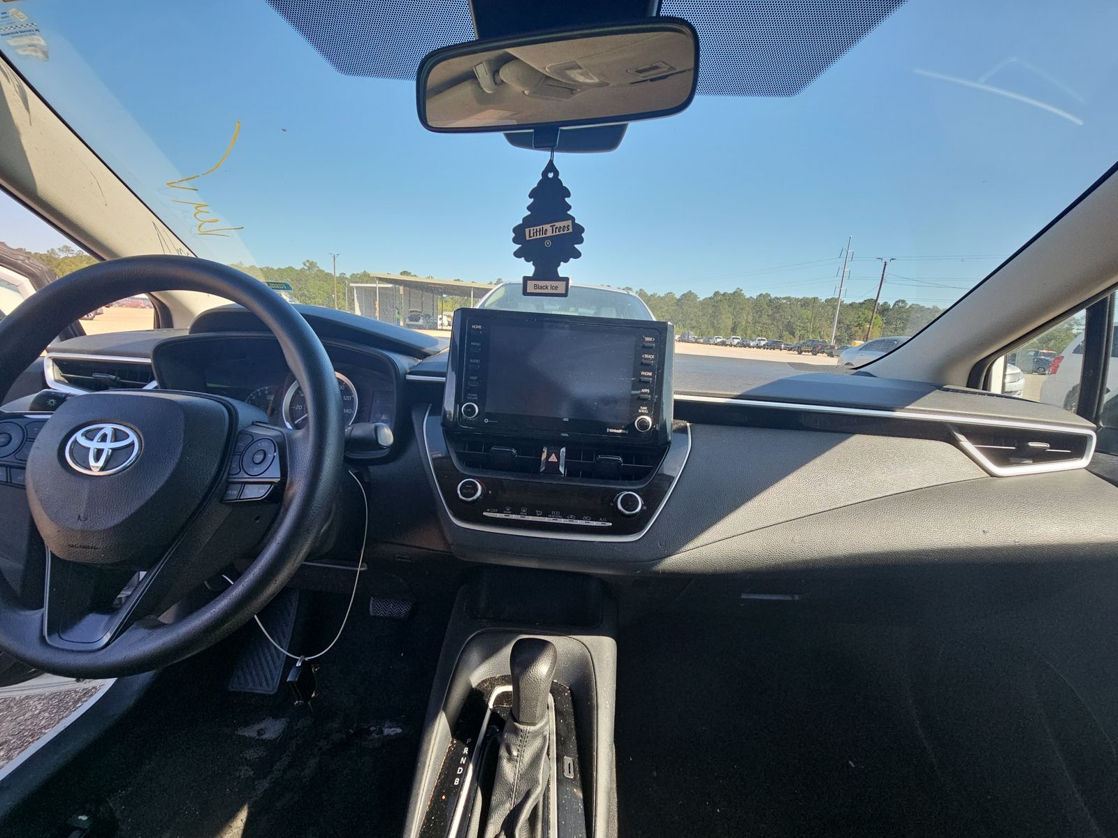 2022 Toyota Corolla LE FWD