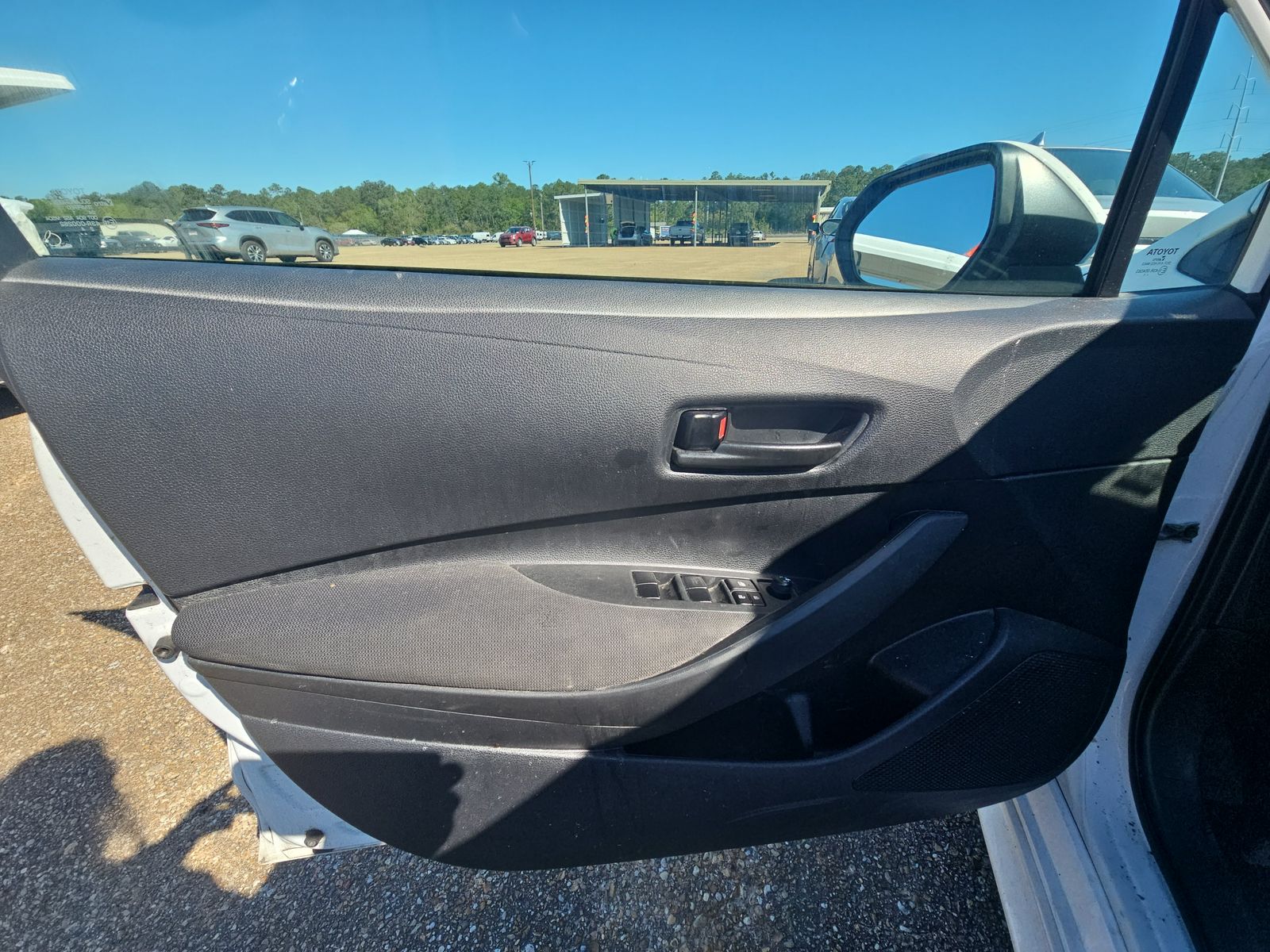 2022 Toyota Corolla LE FWD