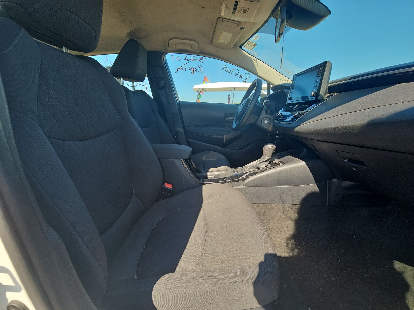 2022 Toyota Corolla LE FWD