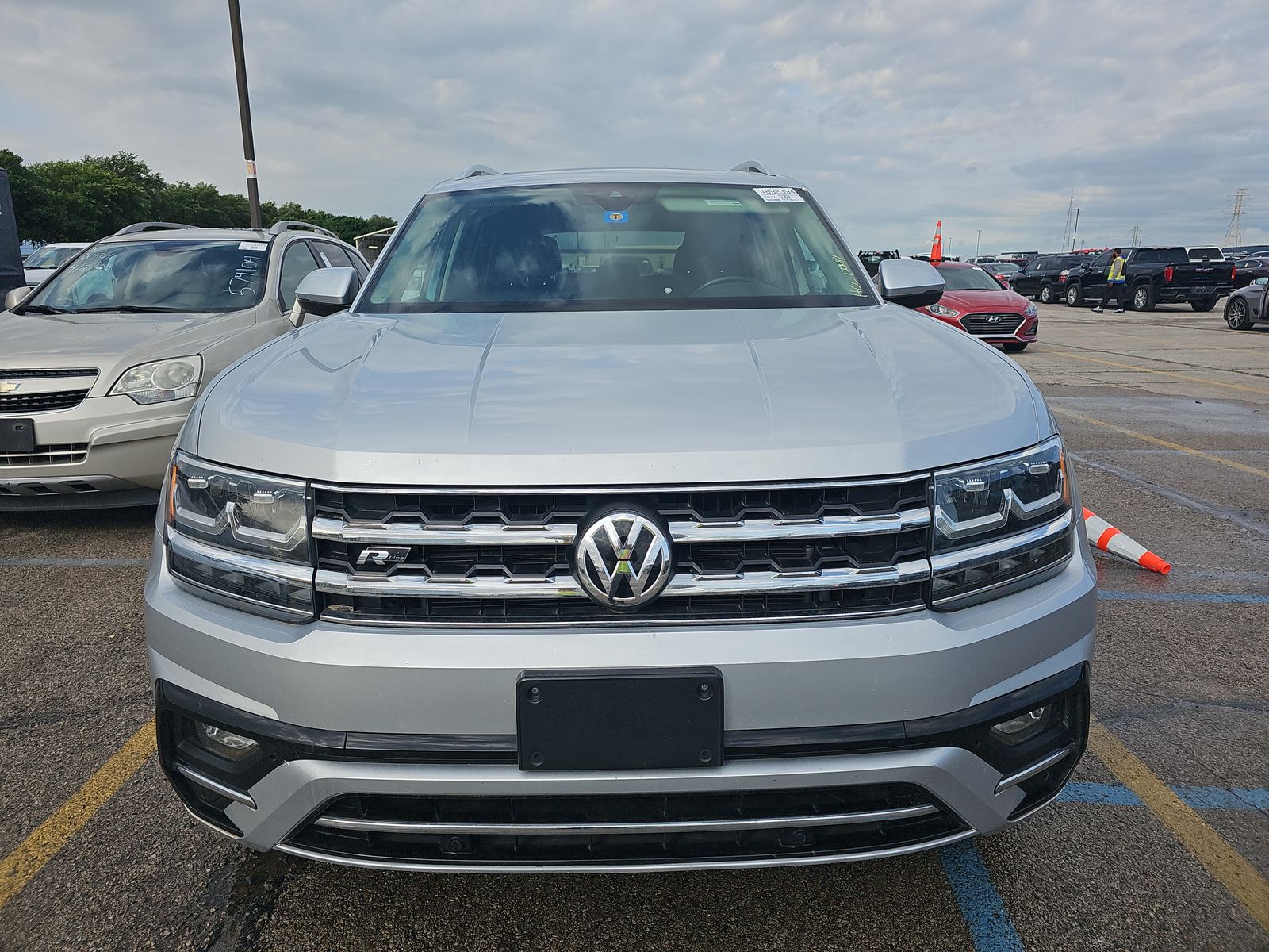 2019 Volkswagen Atlas 3.6L SEL R-Line FWD