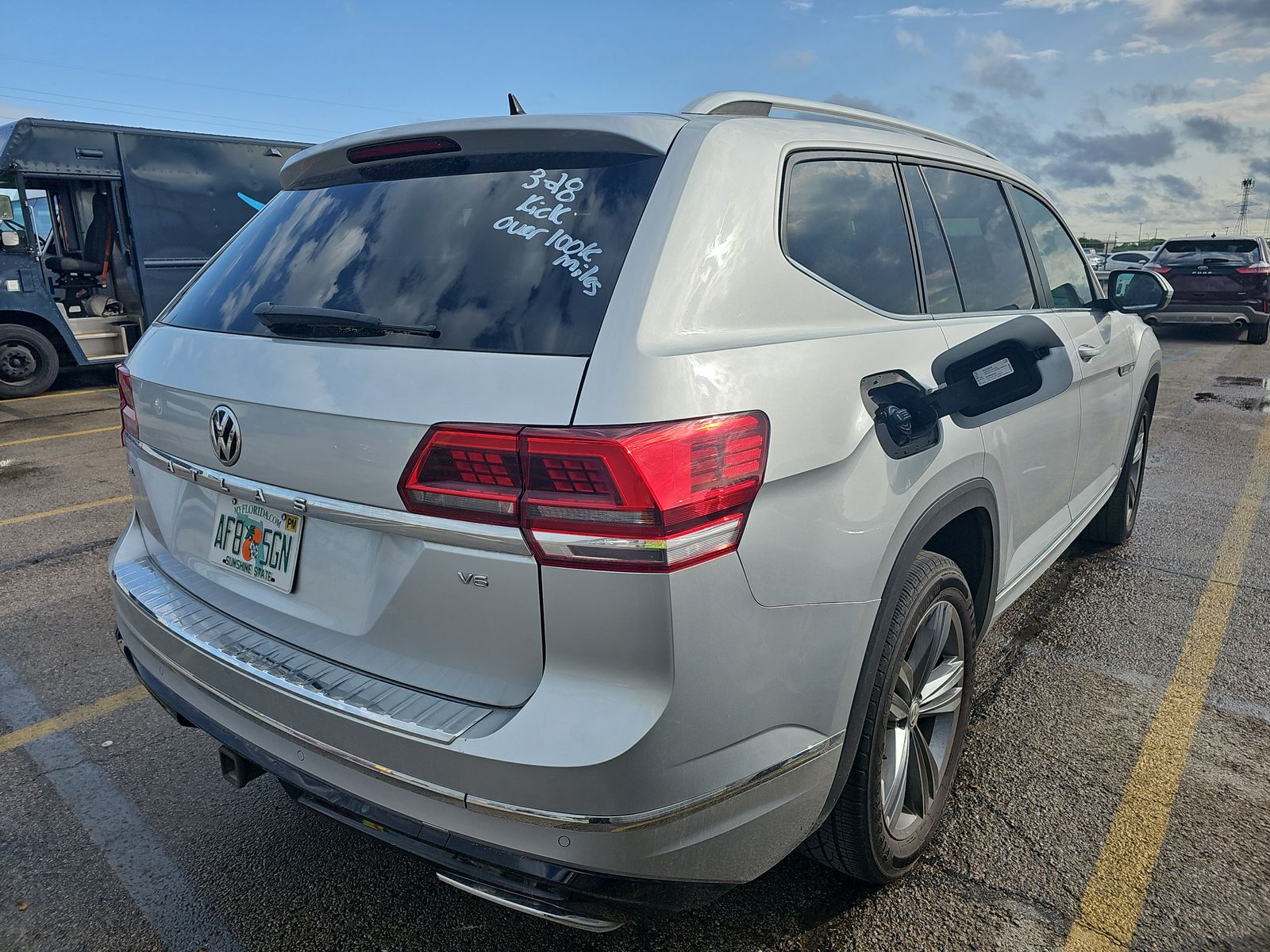 2019 Volkswagen Atlas 3.6L SEL R-Line FWD