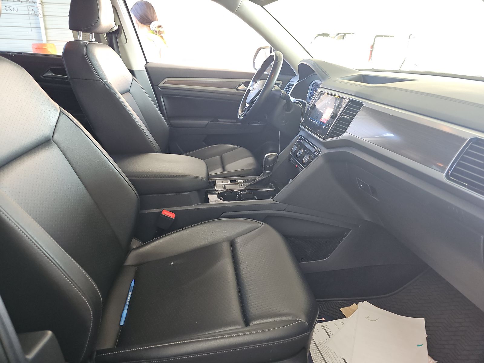 2019 Volkswagen Atlas 3.6L SEL R-Line FWD