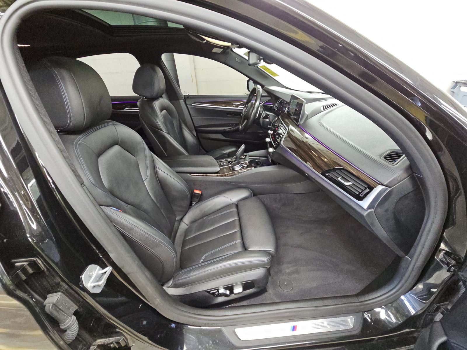 2017 BMW 5 Series 540i xDrive AWD