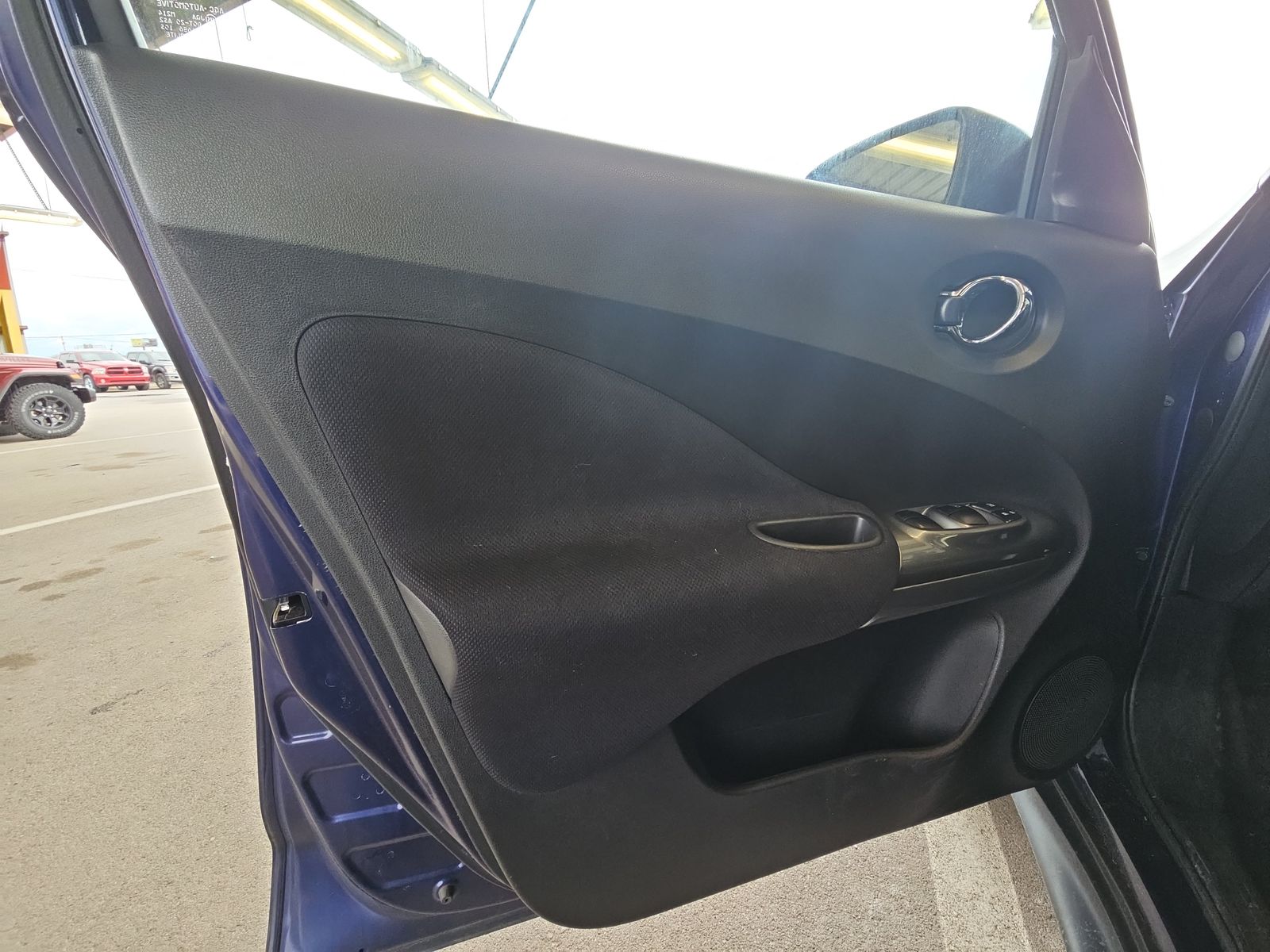 2016 Nissan JUKE S AWD