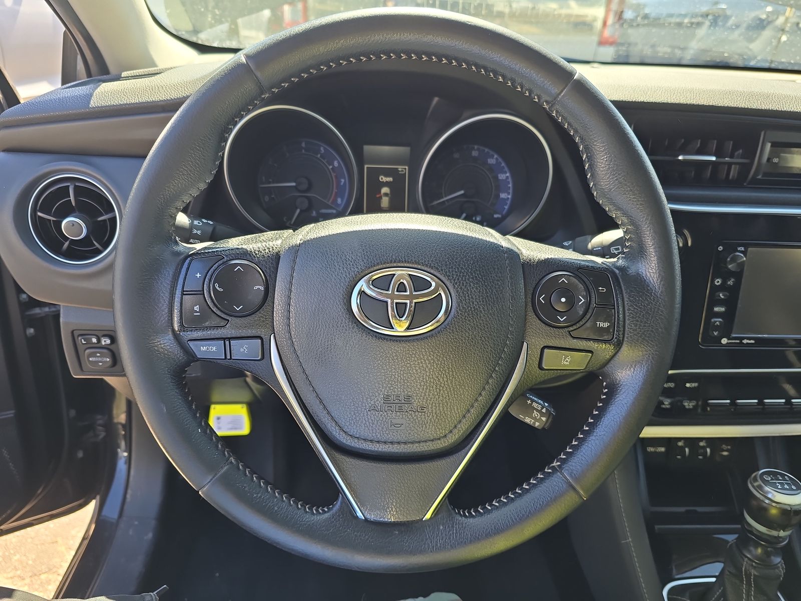 2018 Toyota Corolla iM Base FWD