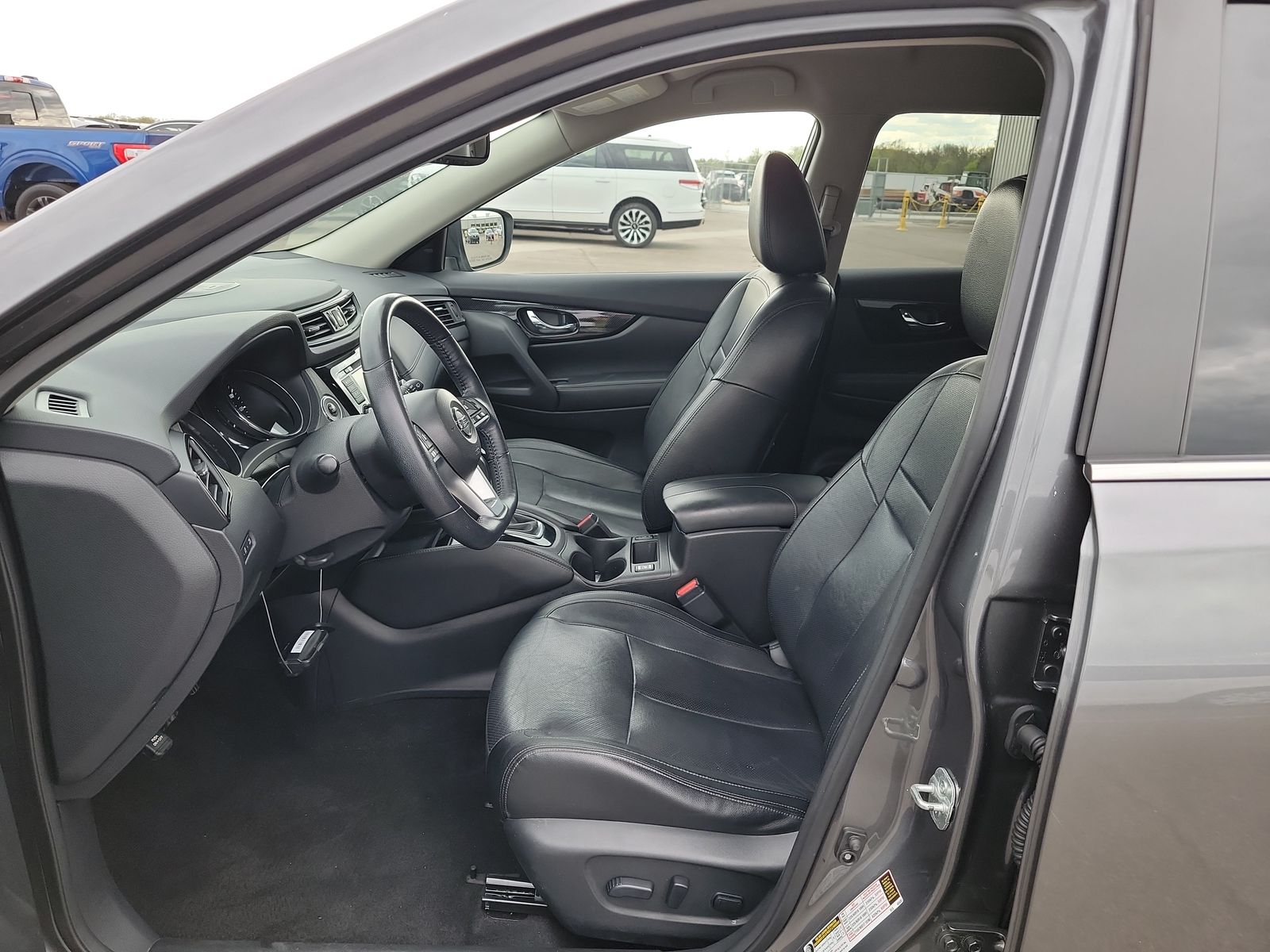 2018 Nissan Rogue SL FWD