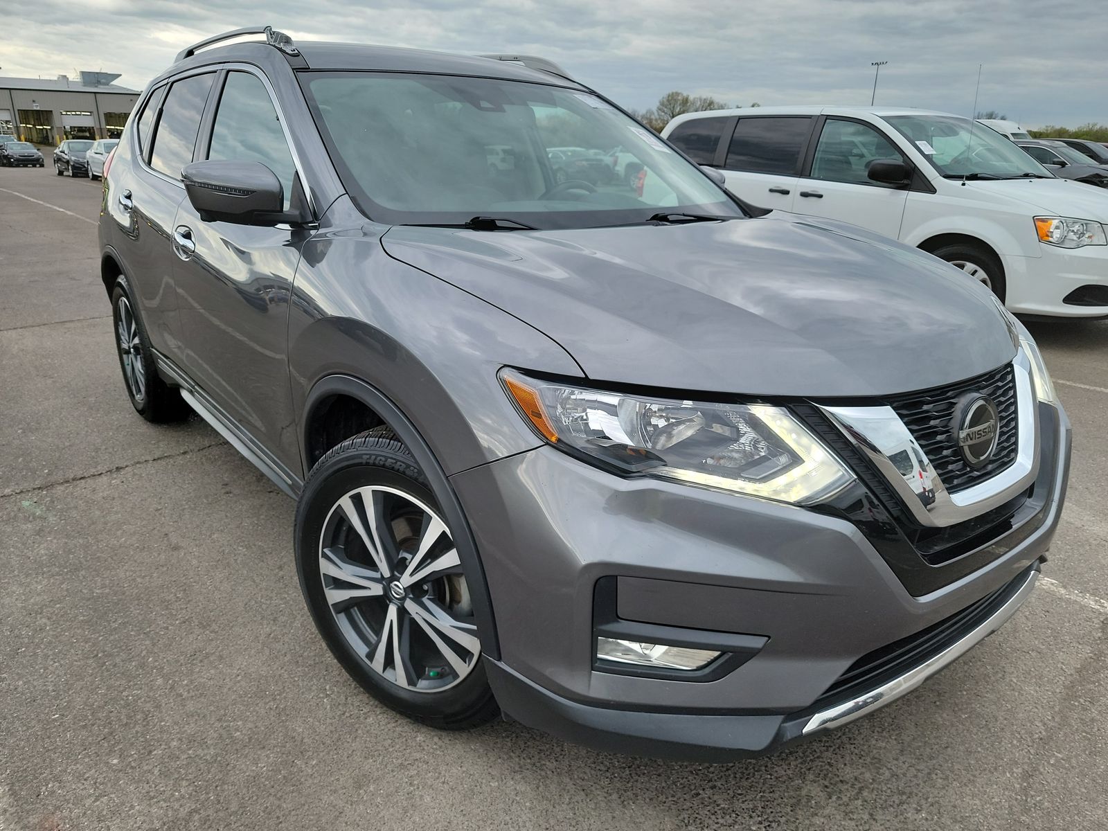 2018 Nissan Rogue SL FWD