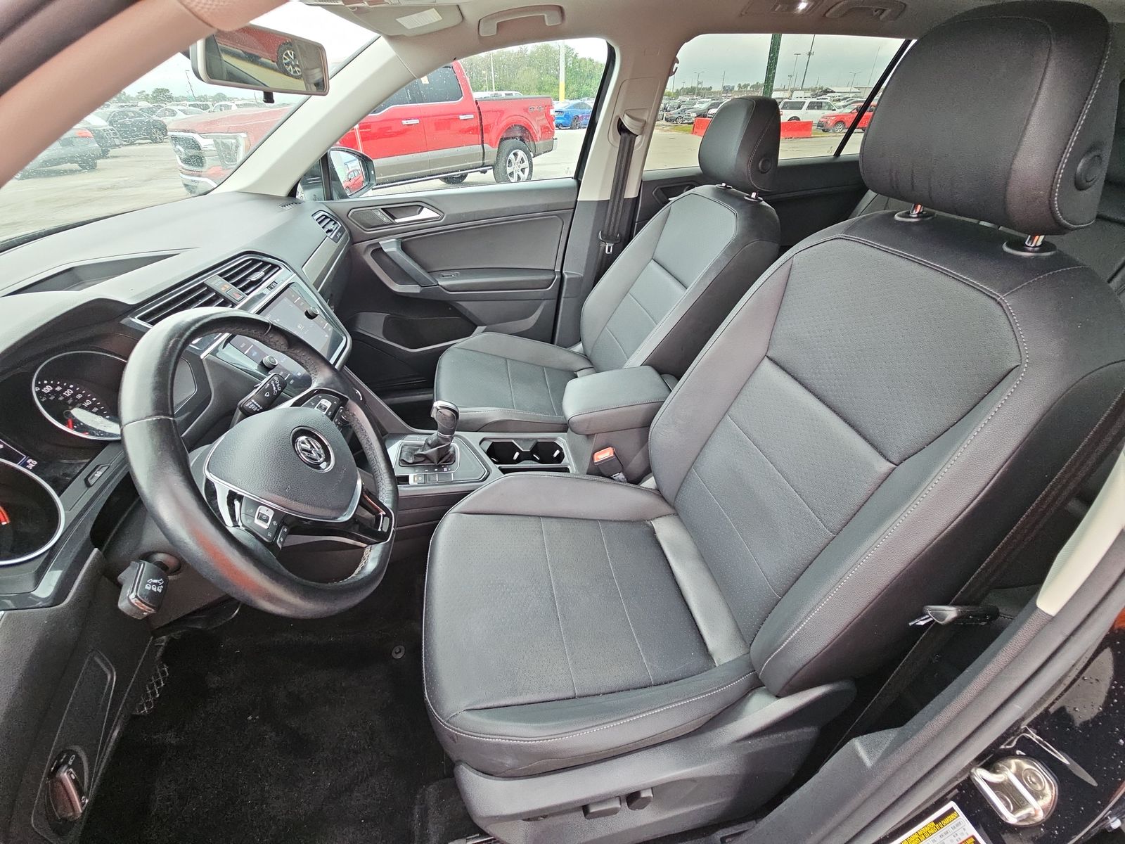 2019 Volkswagen Tiguan 2.0T SE FWD
