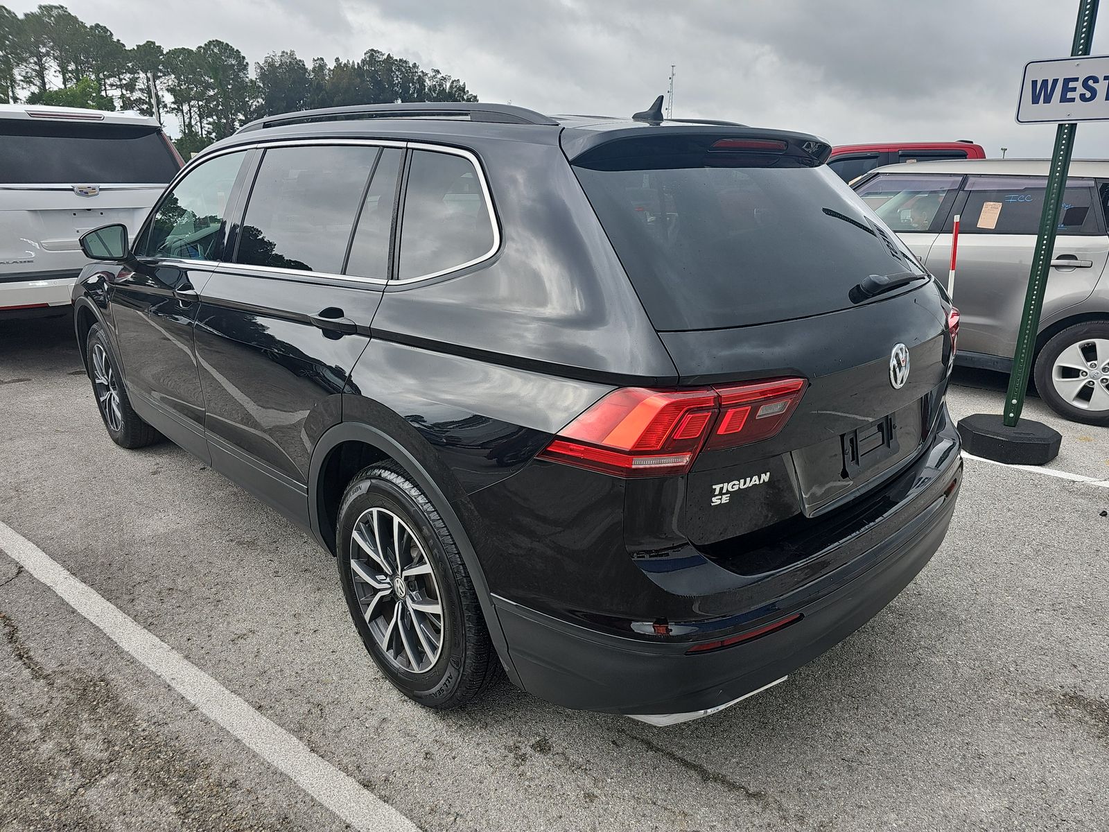 2019 Volkswagen Tiguan 2.0T SE FWD
