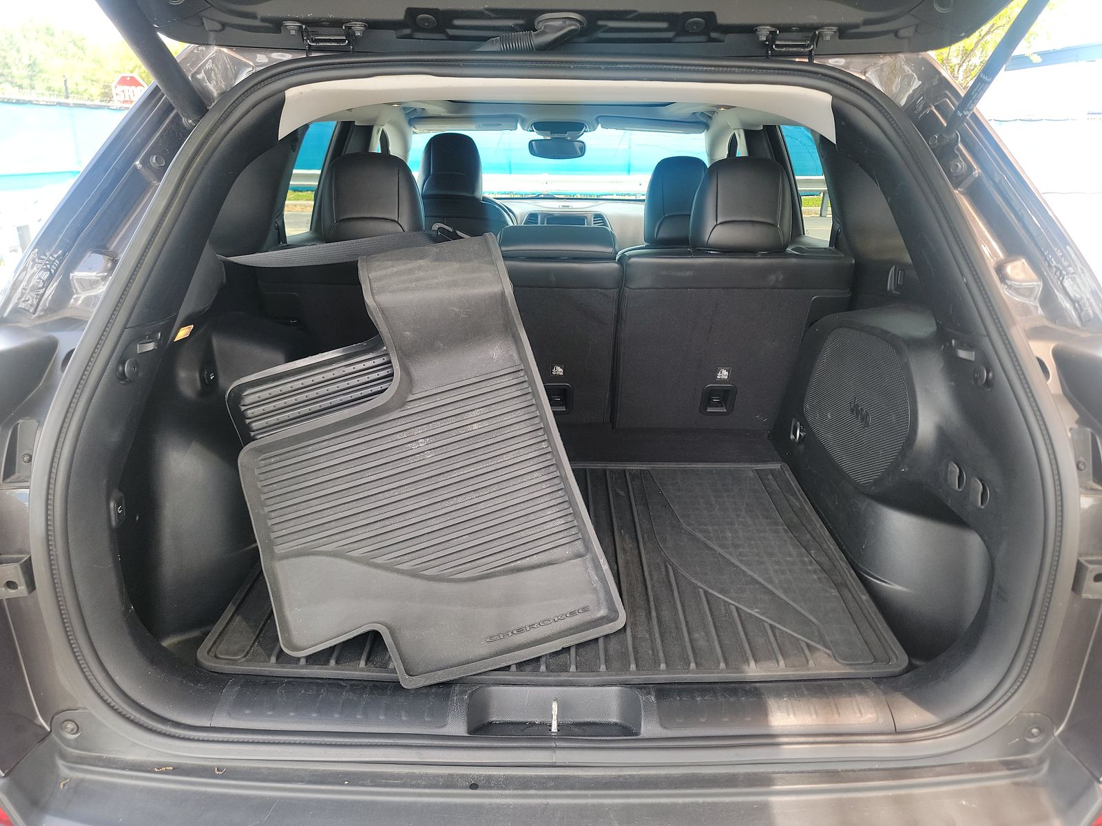 2021 Jeep Cherokee Latitude Lux AWD