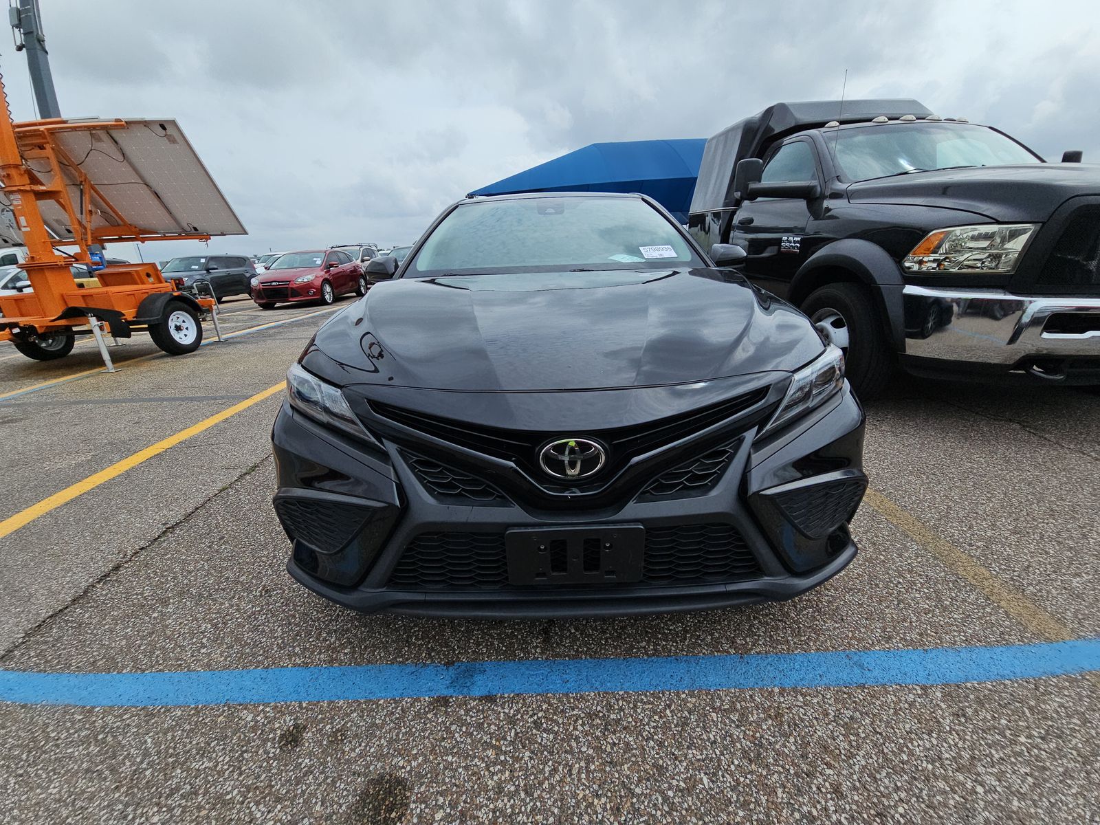 2021 Toyota Camry SE FWD