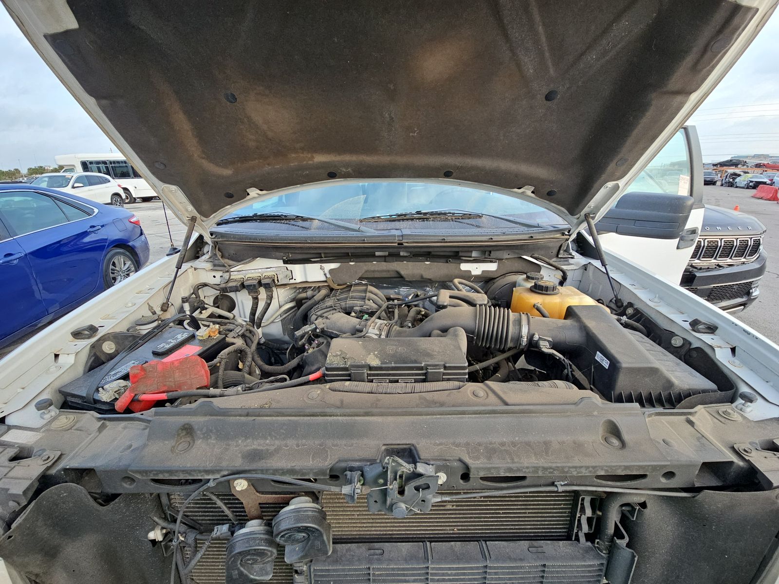 2013 Ford F-150 XL RWD