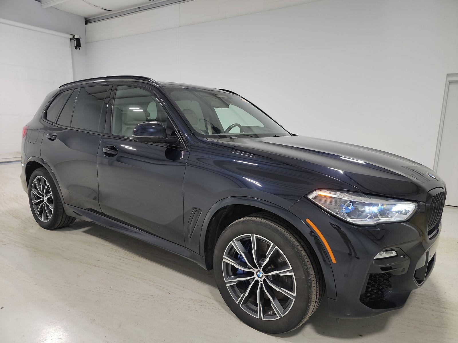 2021 BMW X5 M50i AWD