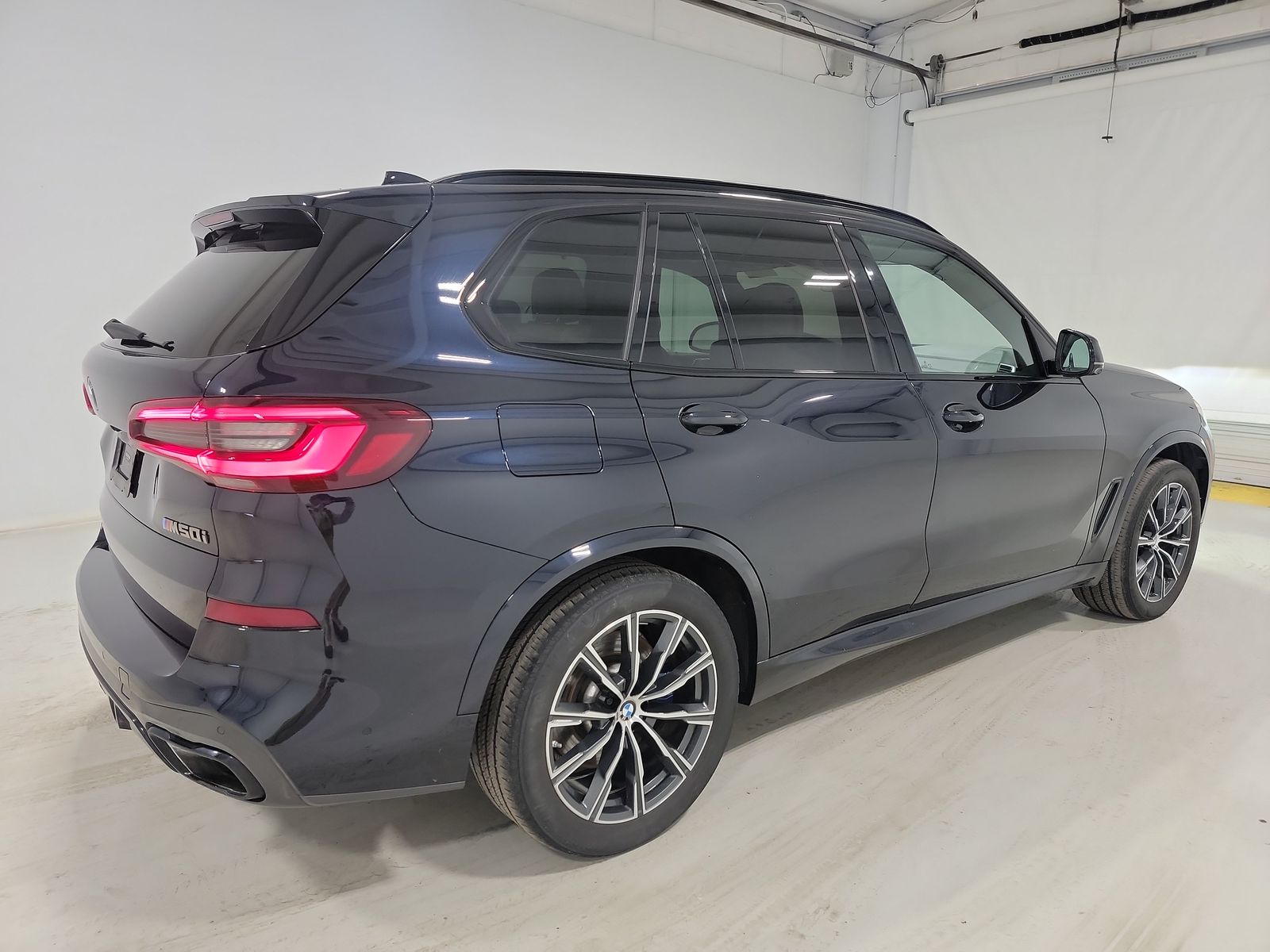 2021 BMW X5 M50i AWD