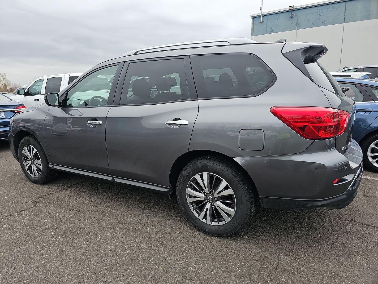 2019 Nissan Pathfinder S AWD
