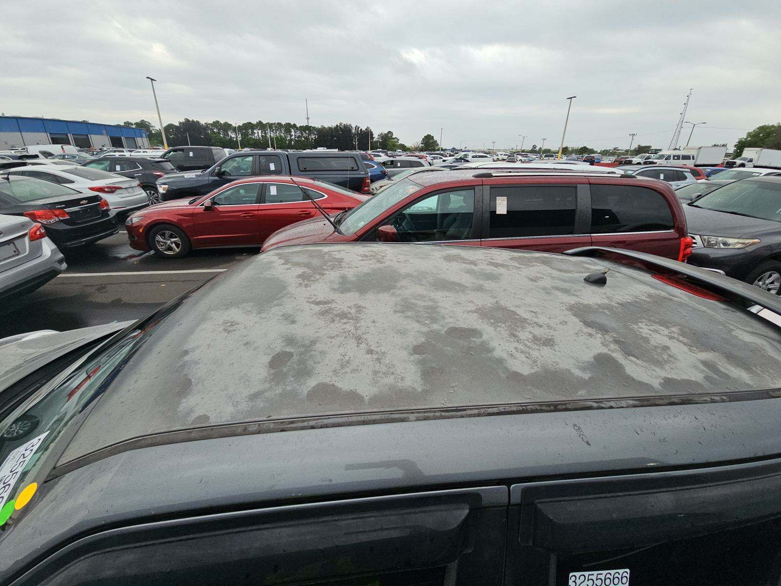 2013 Nissan JUKE S FWD