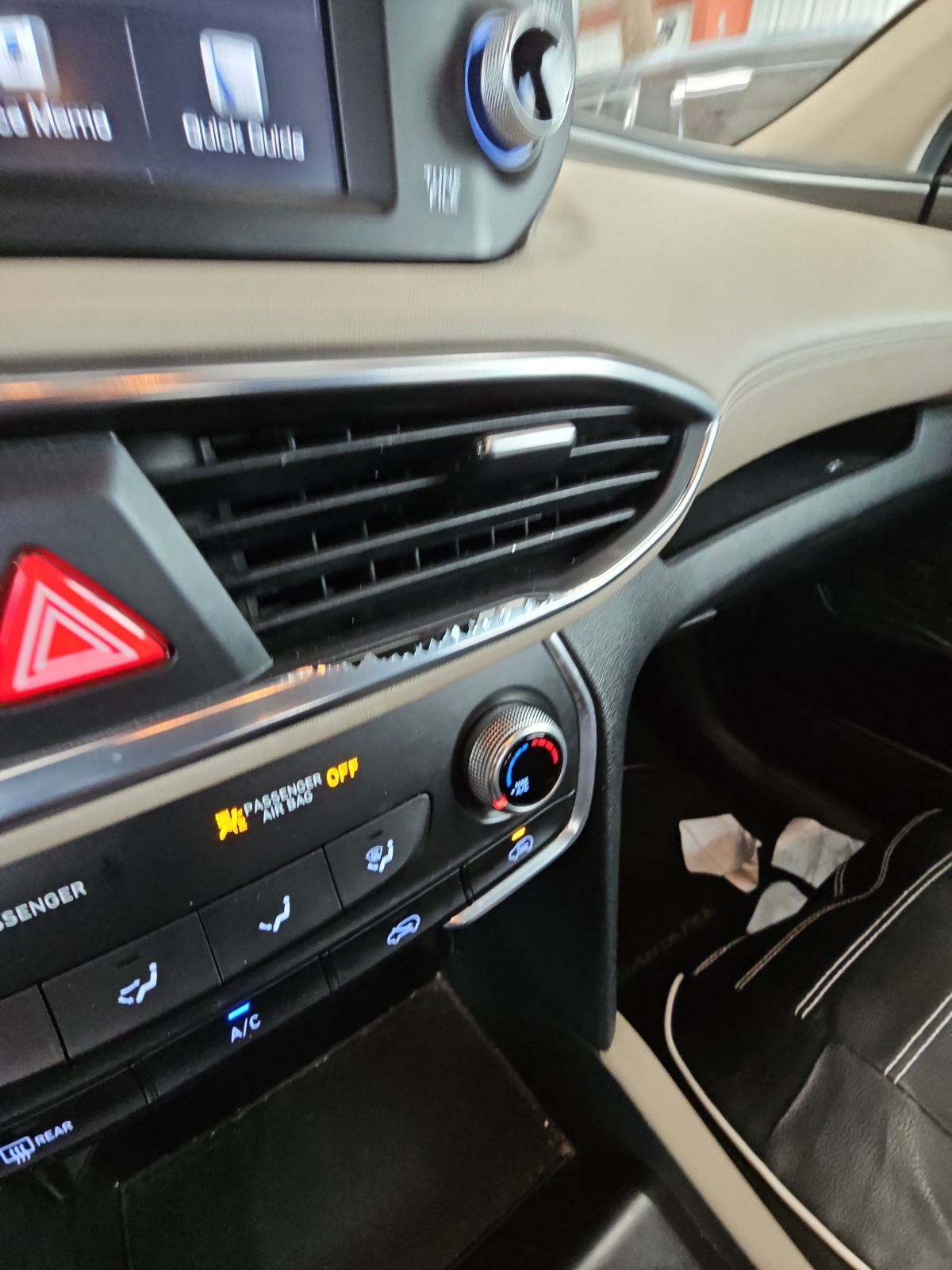 2019 Hyundai Santa Fe SE FWD