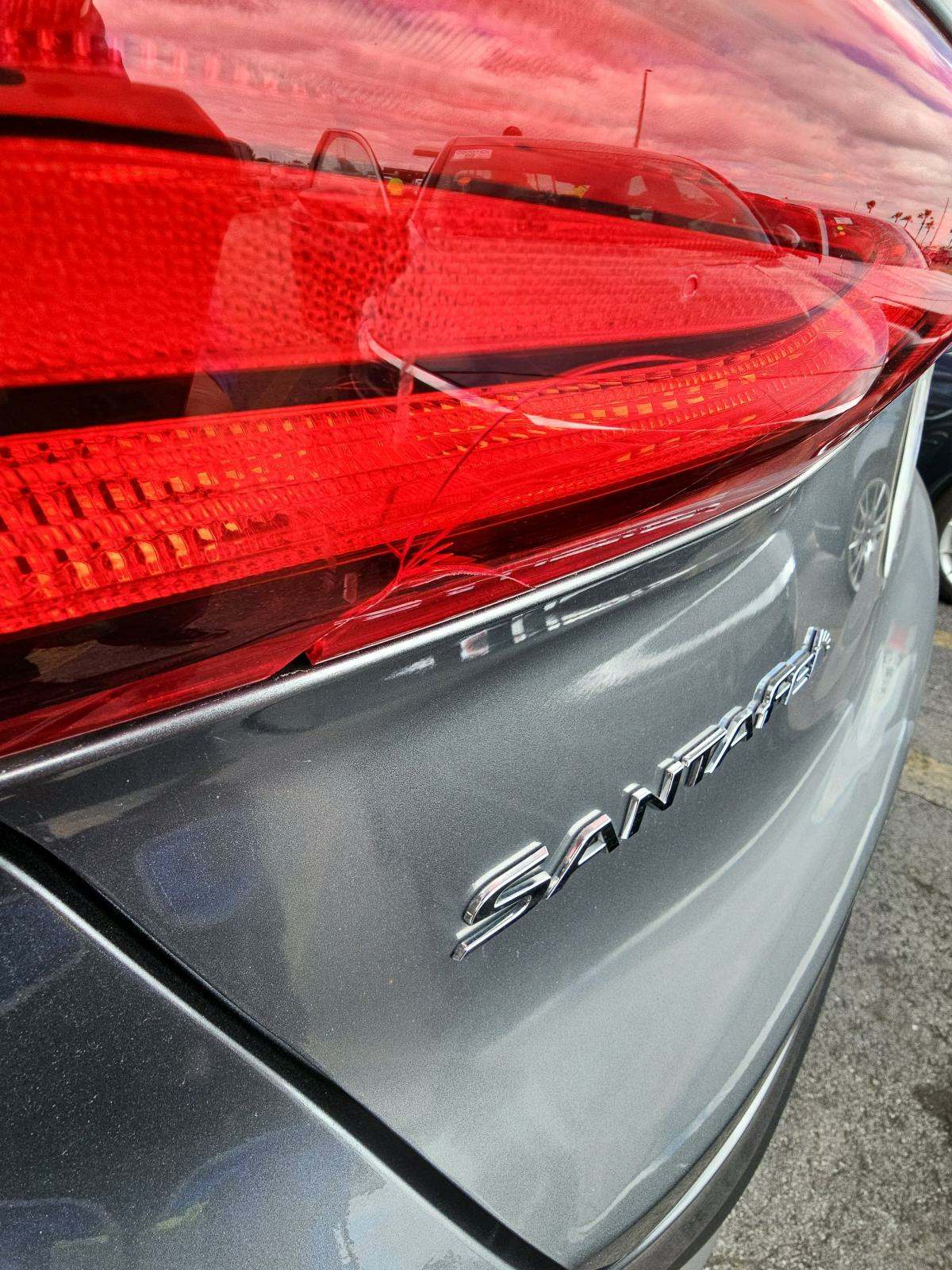 2019 Hyundai Santa Fe SE FWD