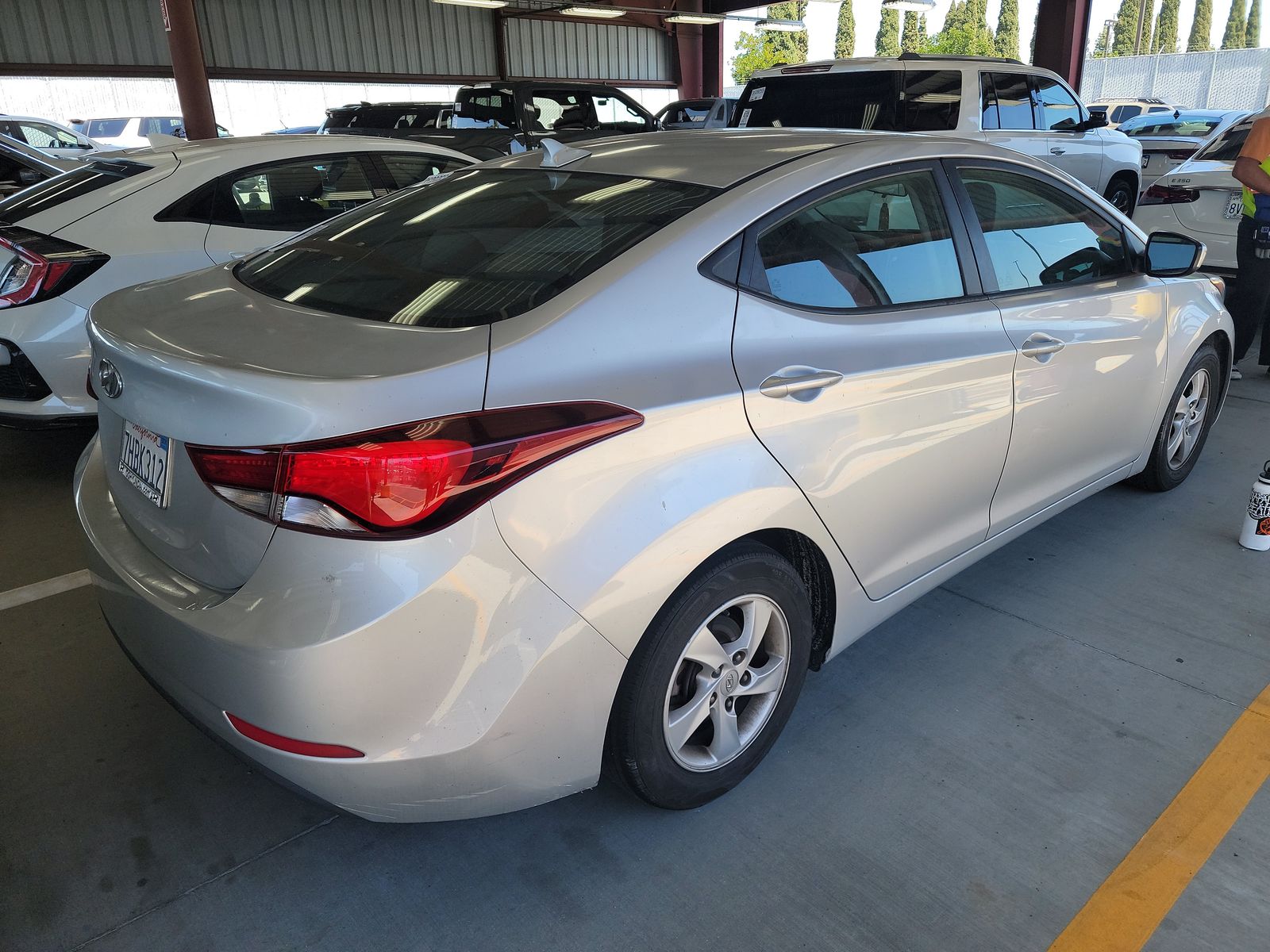 2015 Hyundai Elantra SE FWD