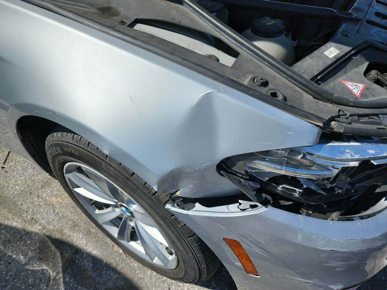2015 BMW 5 Series 528i xDrive AWD